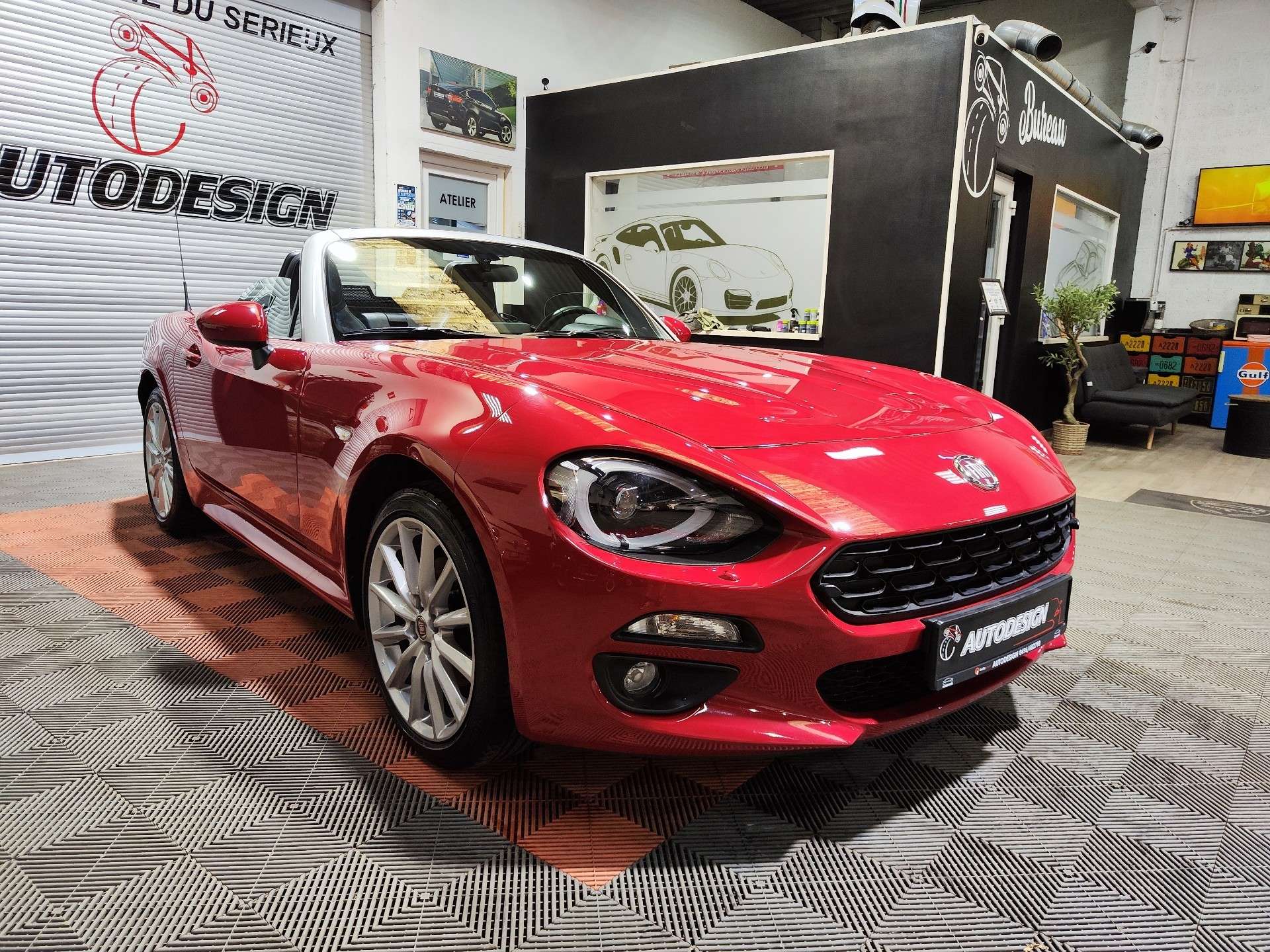 Fiat 124 Spider