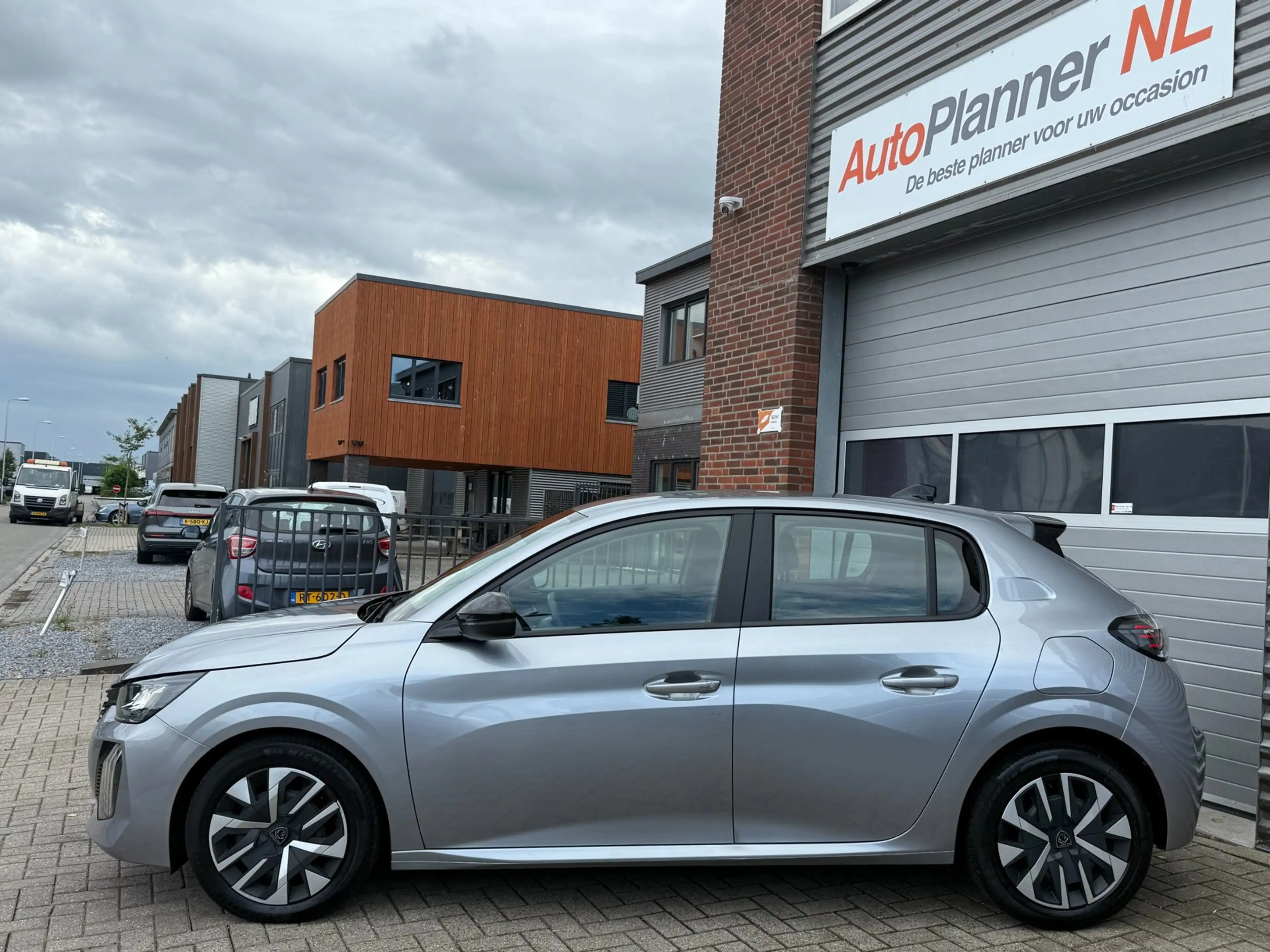 Peugeot 208 1.2 PureTech! Clima! Cruise! Navi! 1e Eigen.! — photo 7