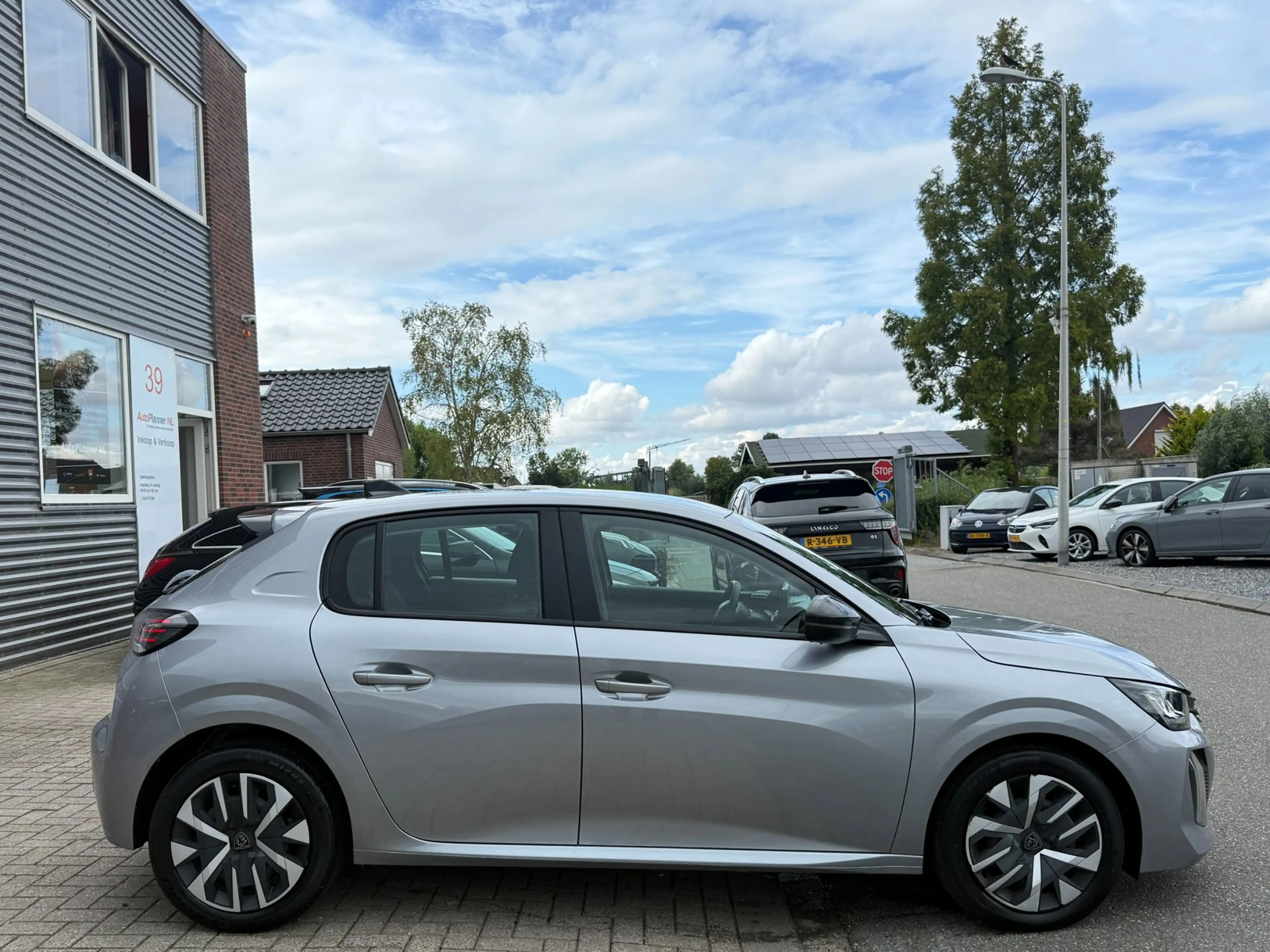 Peugeot 208 1.2 PureTech! Clima! Cruise! Navi! 1e Eigen.! — photo 9