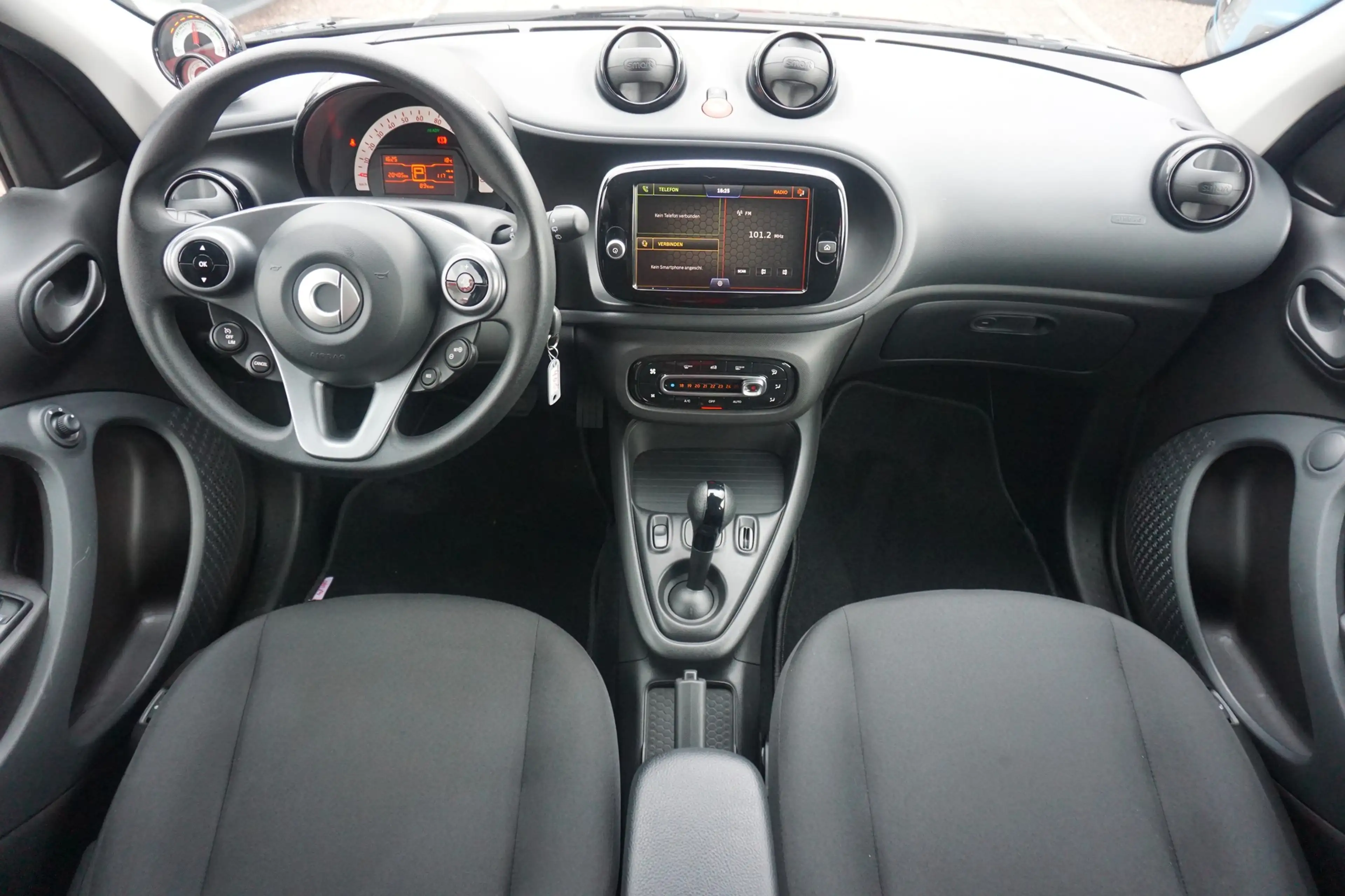 smart forFour forfour electric drive / EQ Android Apple DAB — photo 9