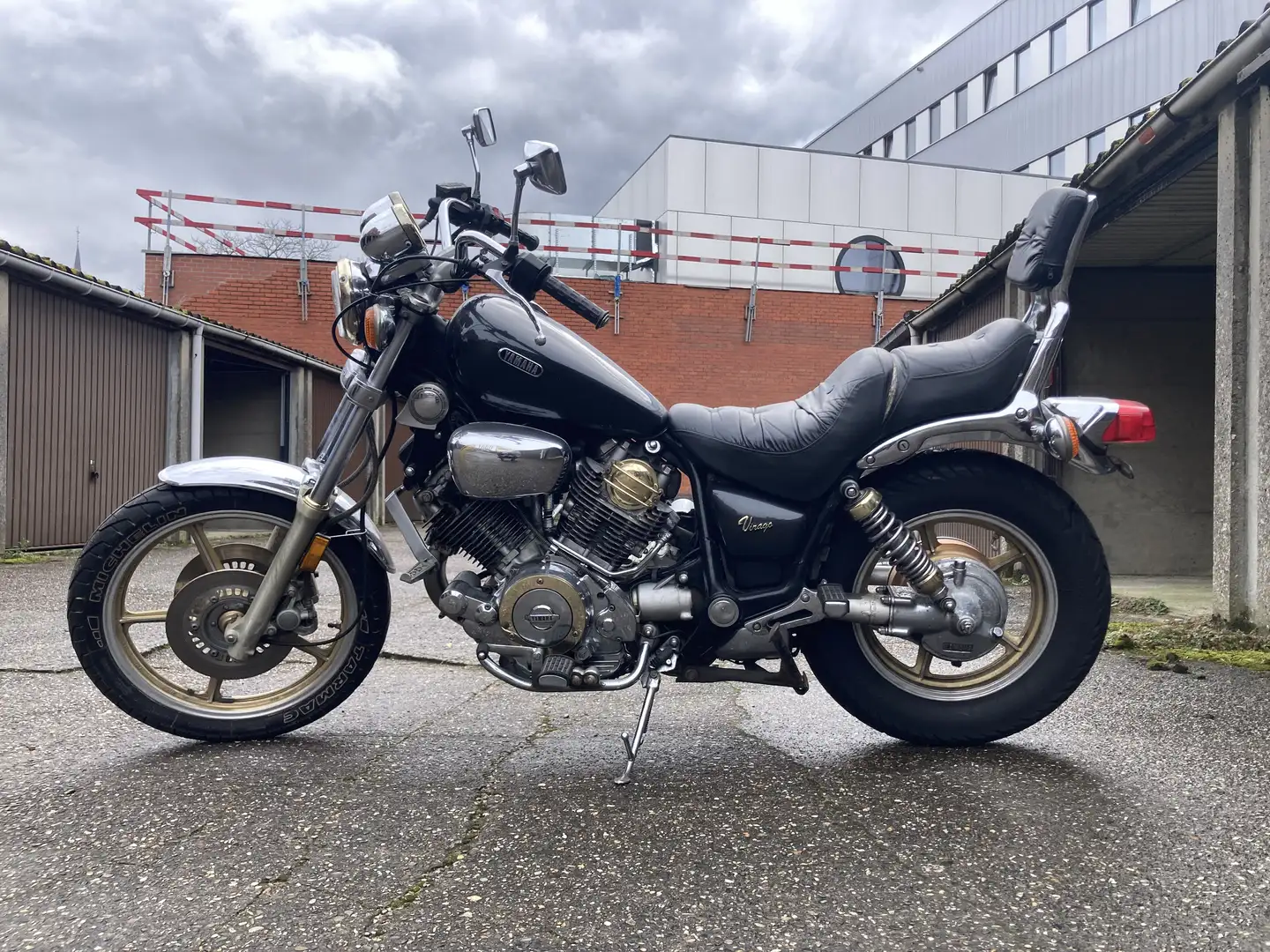 Yamaha XV 1000 Virago Ltd Edition - 1