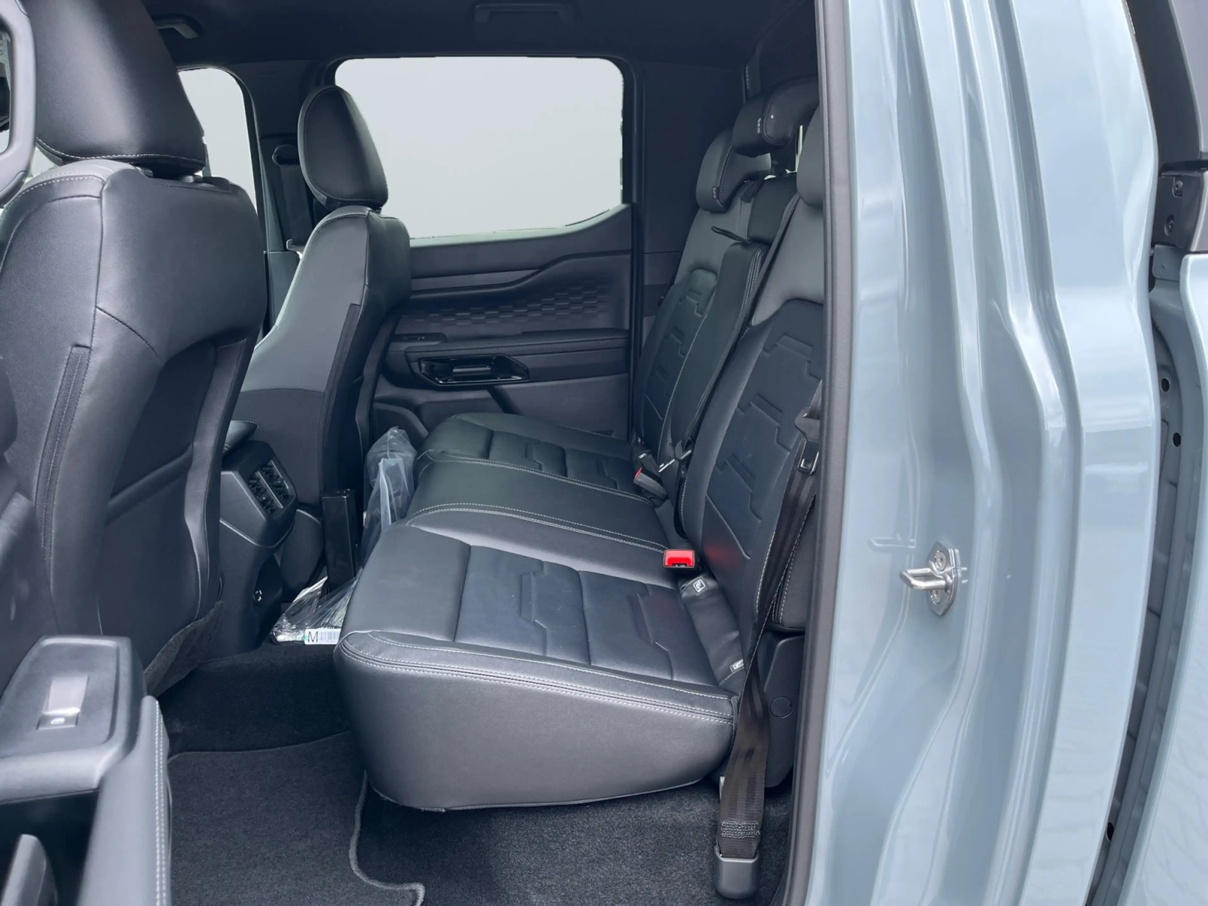 Ford Ranger Limited 2.3 EcoBoost PHEV AHK — photo 11