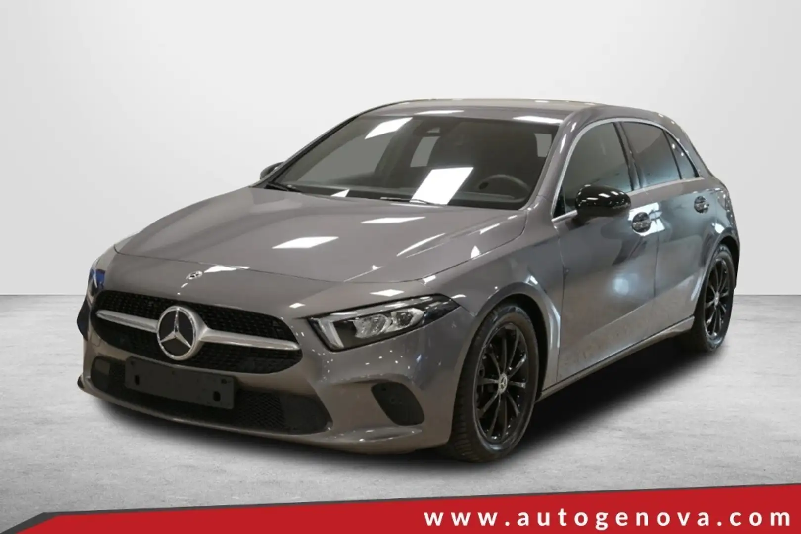 Mercedes-Benz A 180 A 180 d Sport Gris - 1