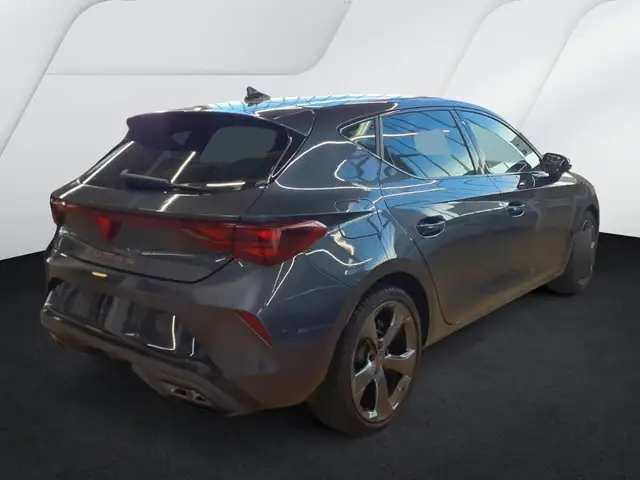 Cupra Leon view 2