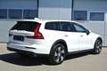 Volvo V60 Cross Country 2.0 B4 MHEV Geartronic 8g, AWD * LEDER * LED * Blanc - thumbnail 5