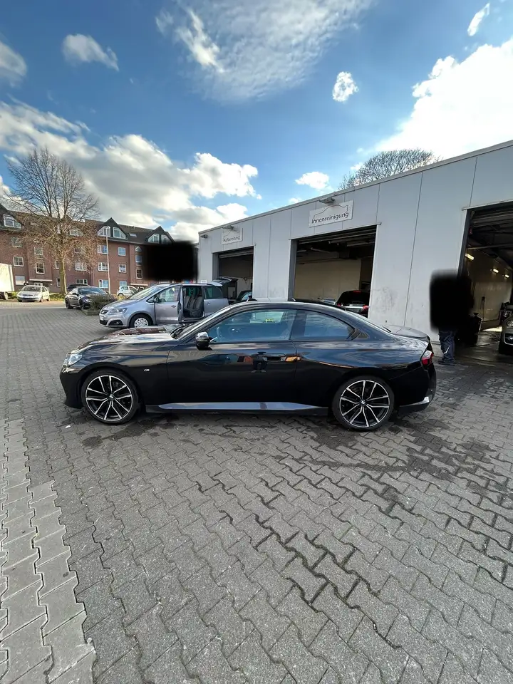 BMW 220