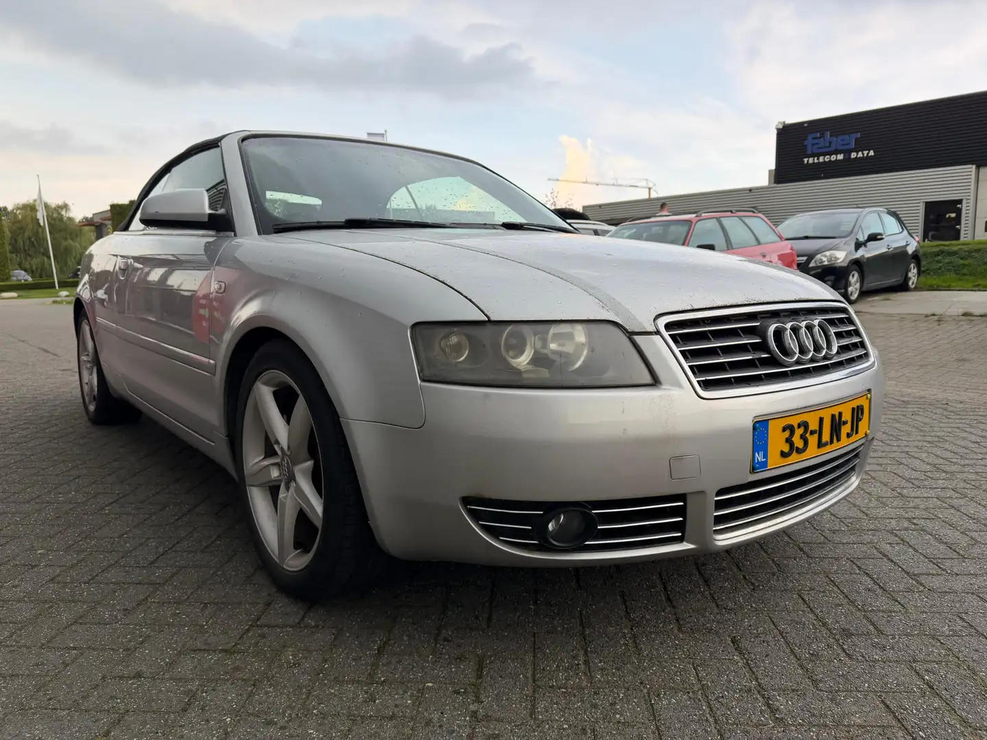 Audi A4 Cabriolet 2.4 V6 Exclusive EXPORT/HANDEL | Automaa Grau - 2