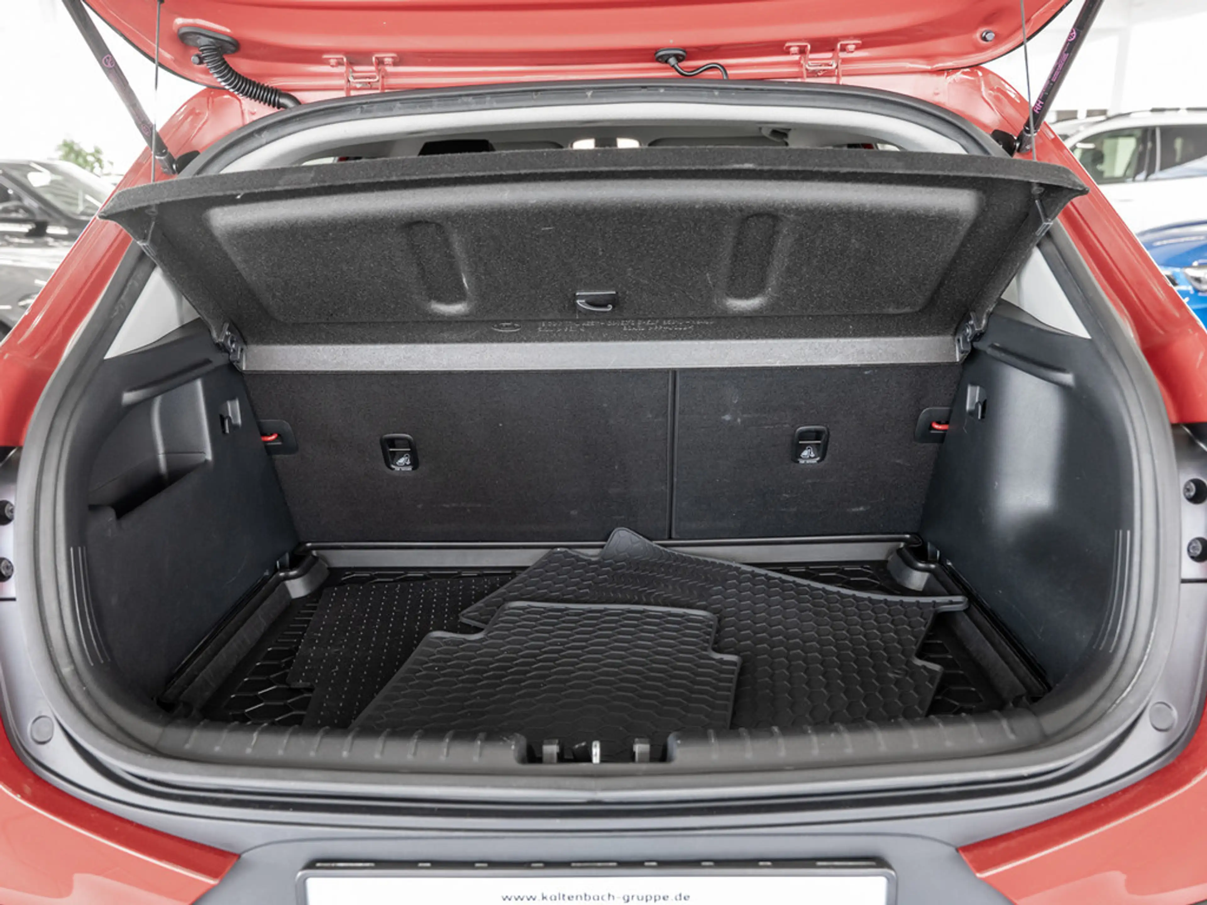 Kia Stonic 1.0 T-GDI Spirit NAVI KAMERA SHZ PDC — photo 11