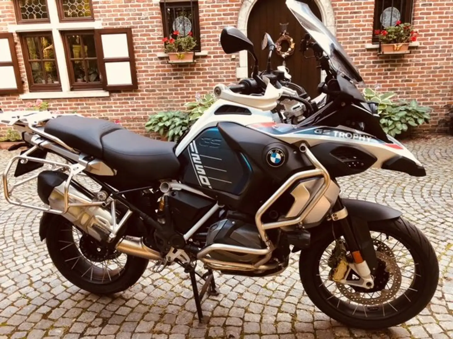 BMW R 1250 GS Adventure Trophy uitvoering Bleu - 1
