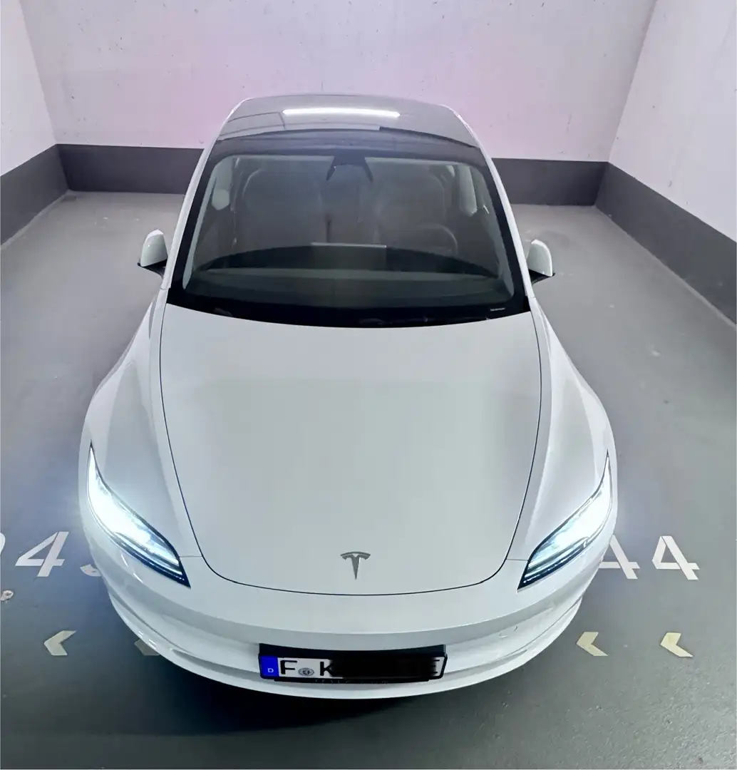 Tesla Model 3 RWD Hinterradantrieb Weiß - 1