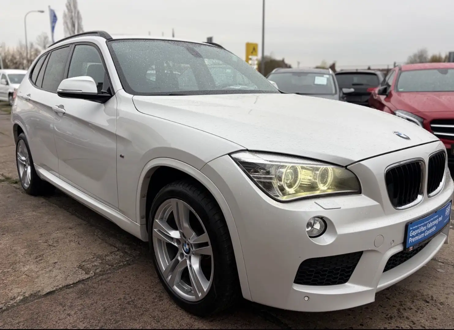 BMW X1 xDrive 2.0 – M-Paket | Panorama | Alcantara | - 2