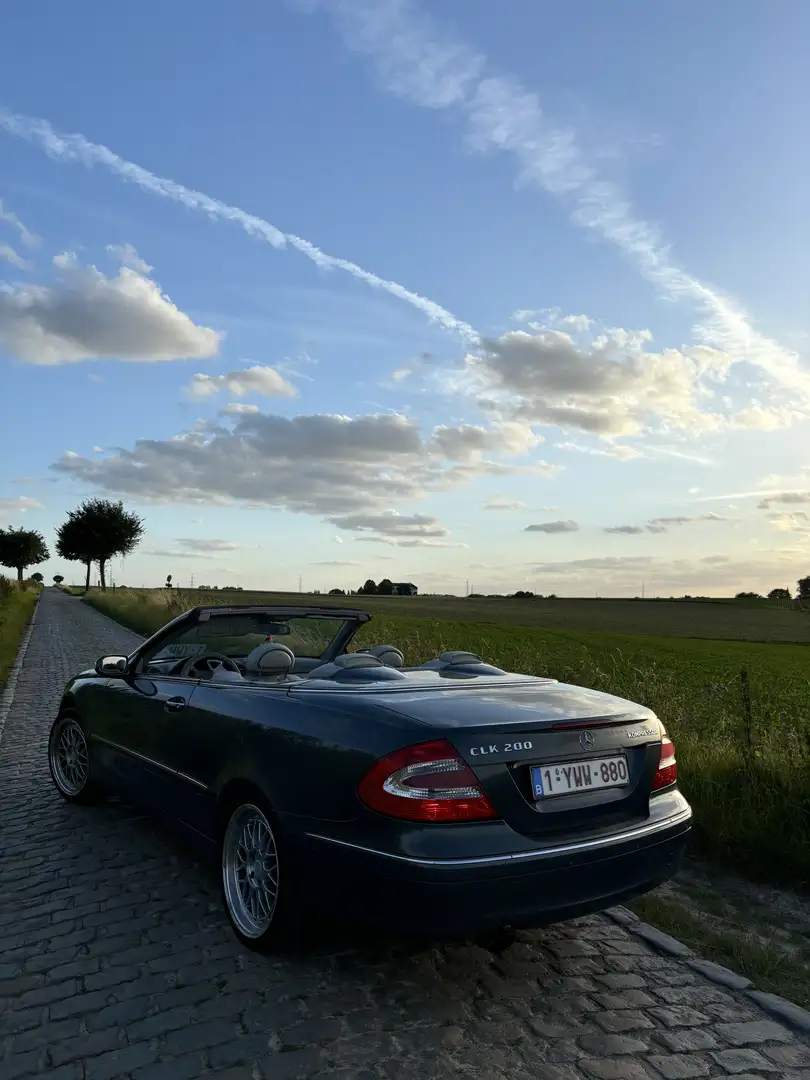 Mercedes-Benz CLK 200 Cabrio Kompressor Automatik Avantgarde - 2