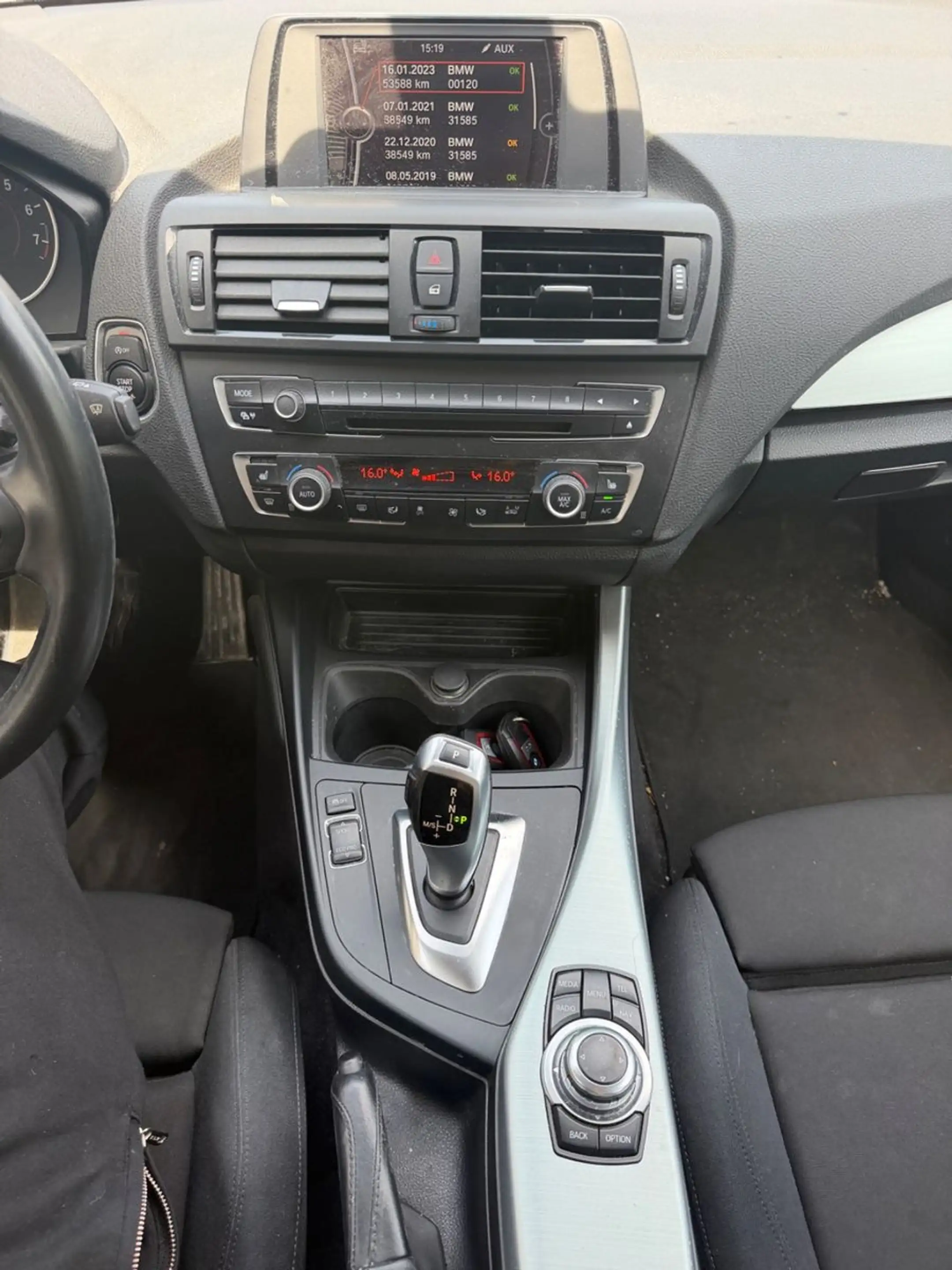 BMW 125 i SportLine AUT. Xenon Navi SHZ PDC — photo 8
