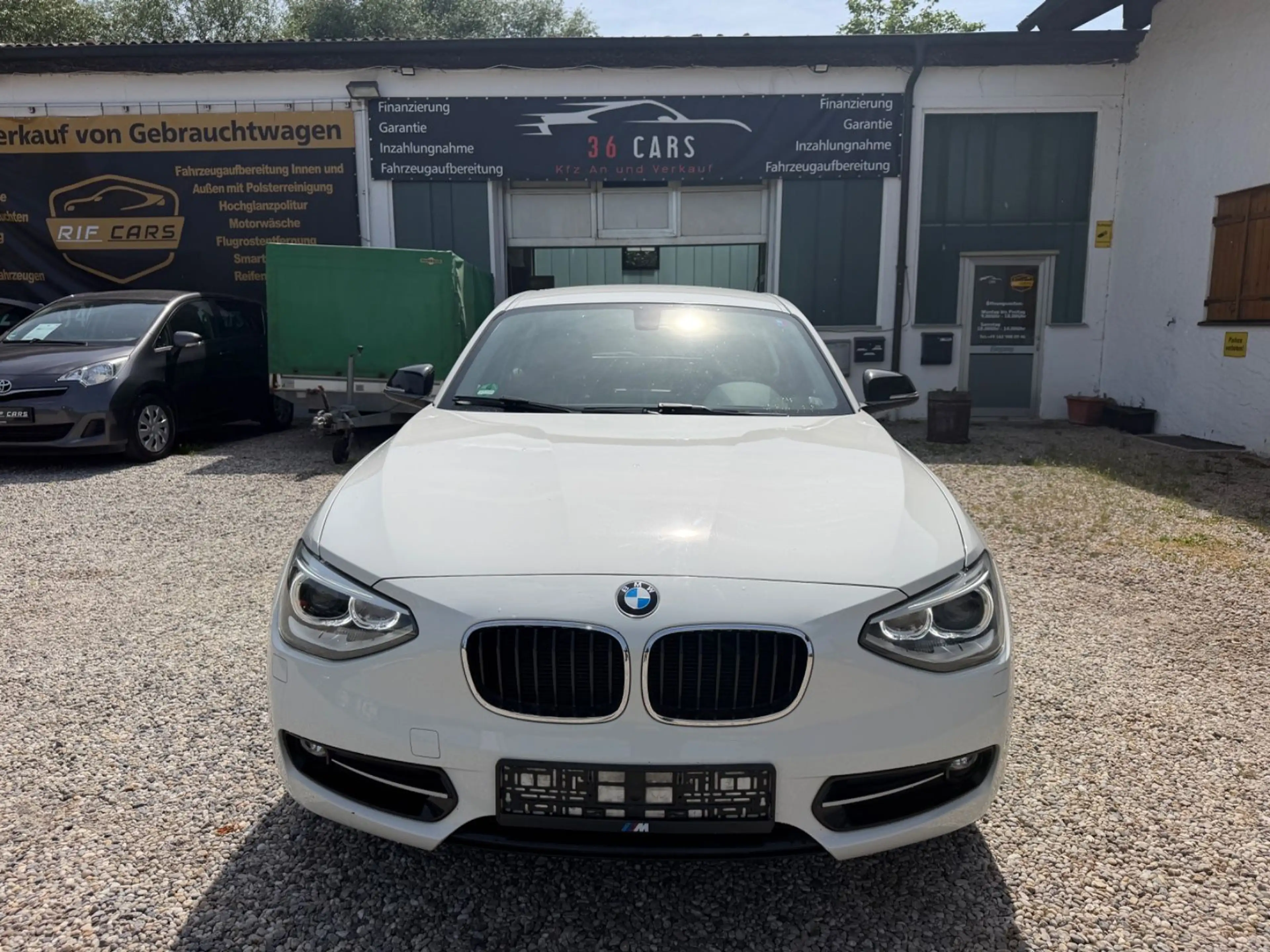 BMW 125 i SportLine AUT. Xenon Navi SHZ PDC — photo 2