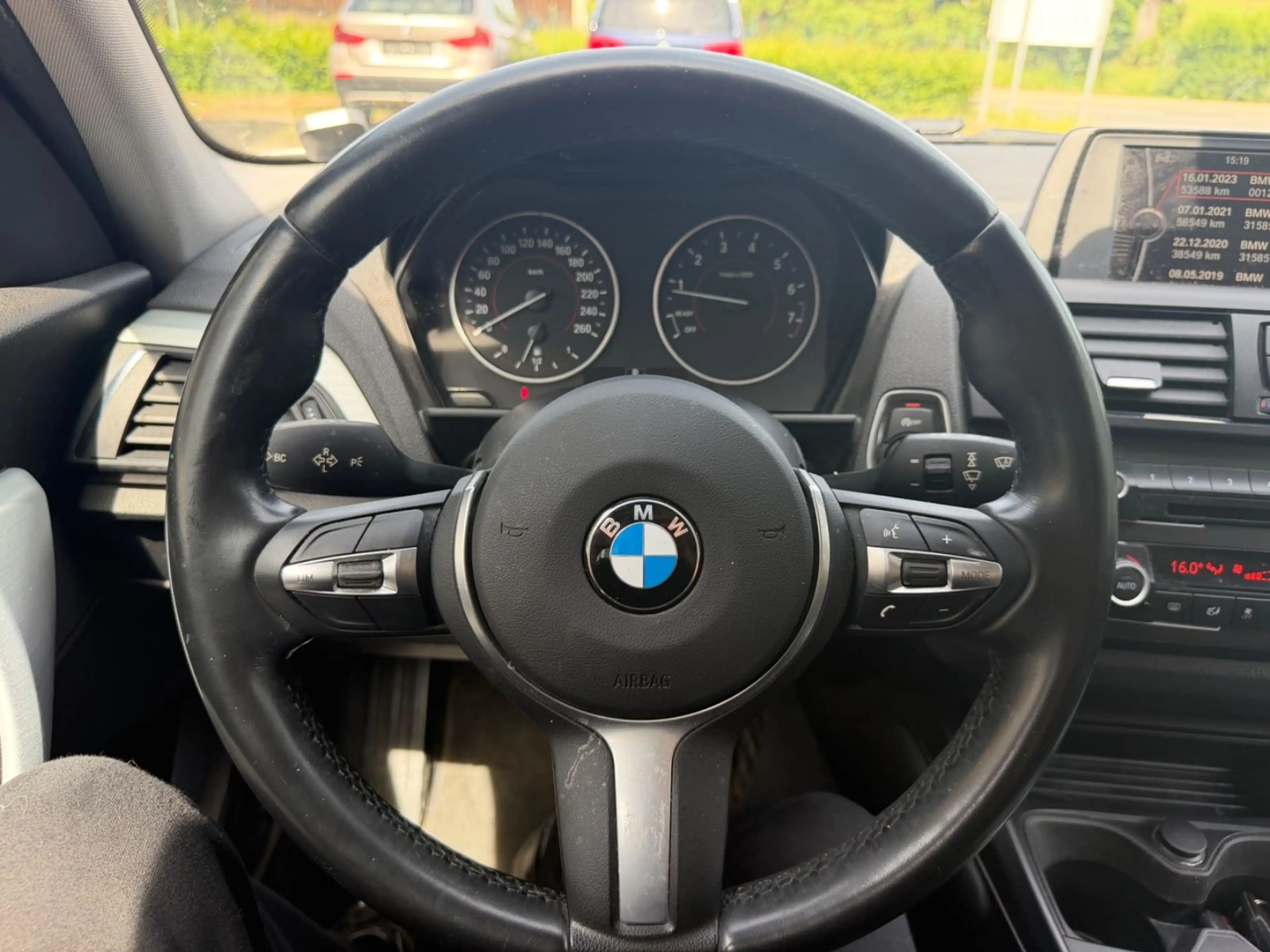 BMW 125 i SportLine AUT. Xenon Navi SHZ PDC — photo 9