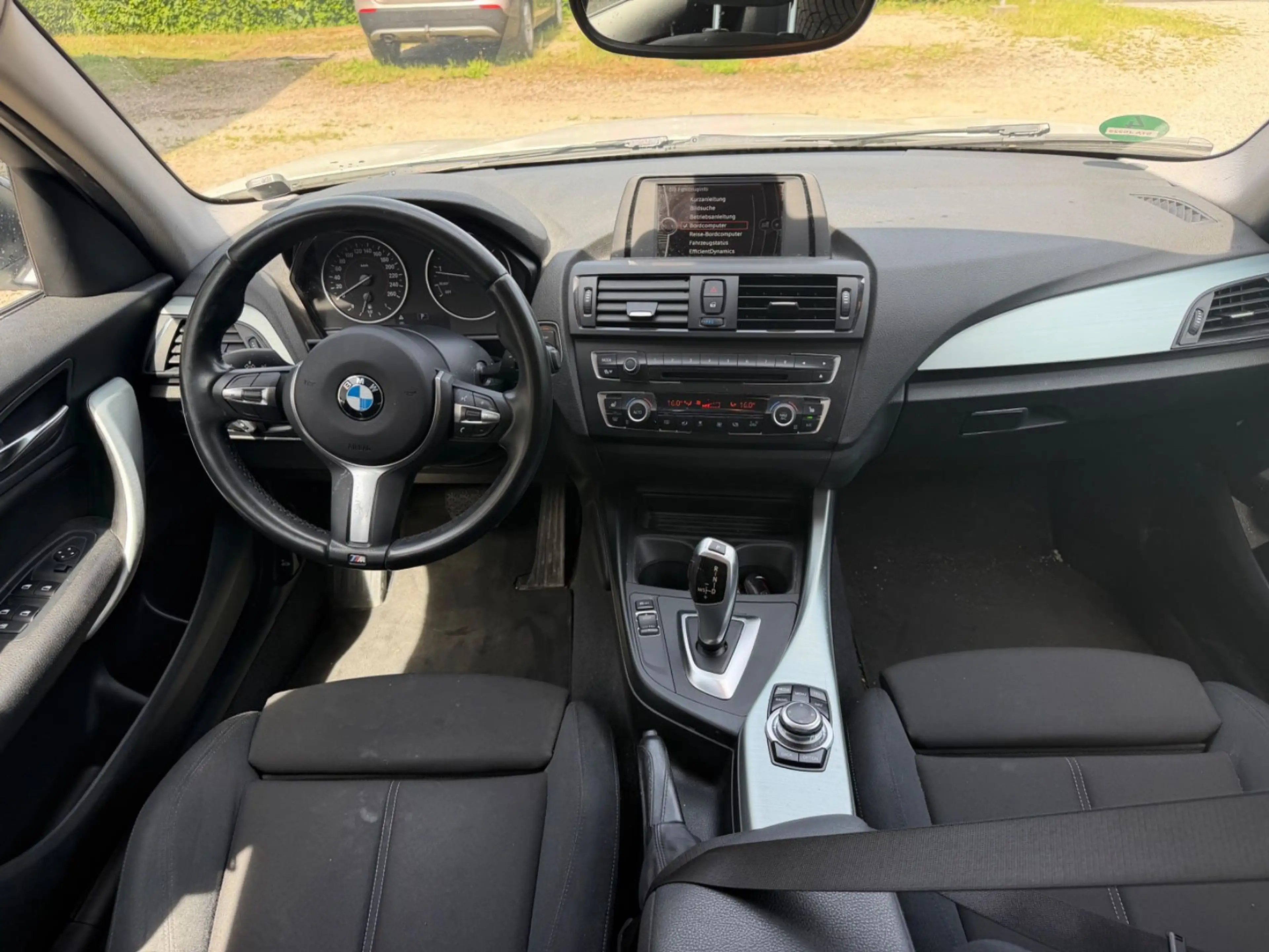 BMW 125 i SportLine AUT. Xenon Navi SHZ PDC — photo 7