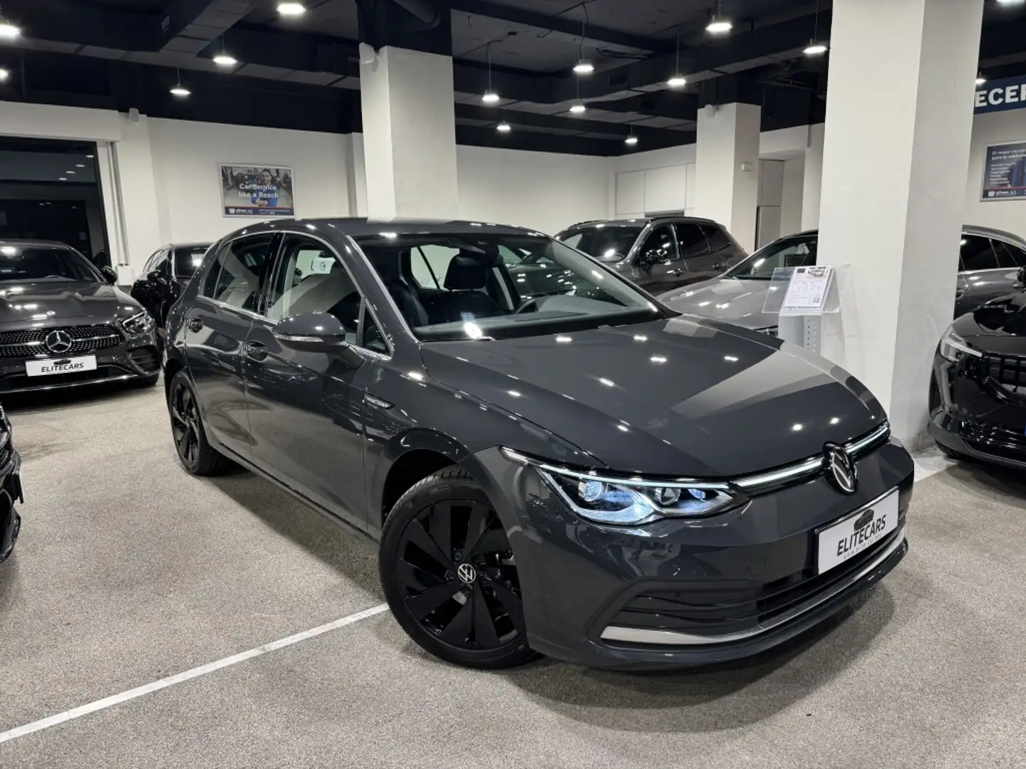 Volkswagen Golf 1.5 eTSI Style DSG 110kW Gris - 1