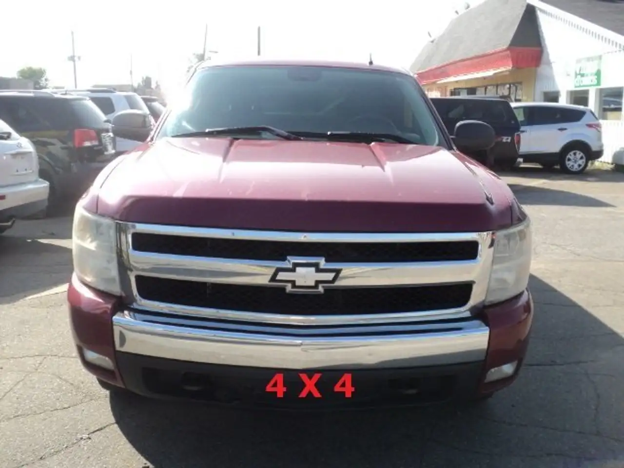 Chevrolet Silverado 1500 снимка Chevrolet Silverado 1500