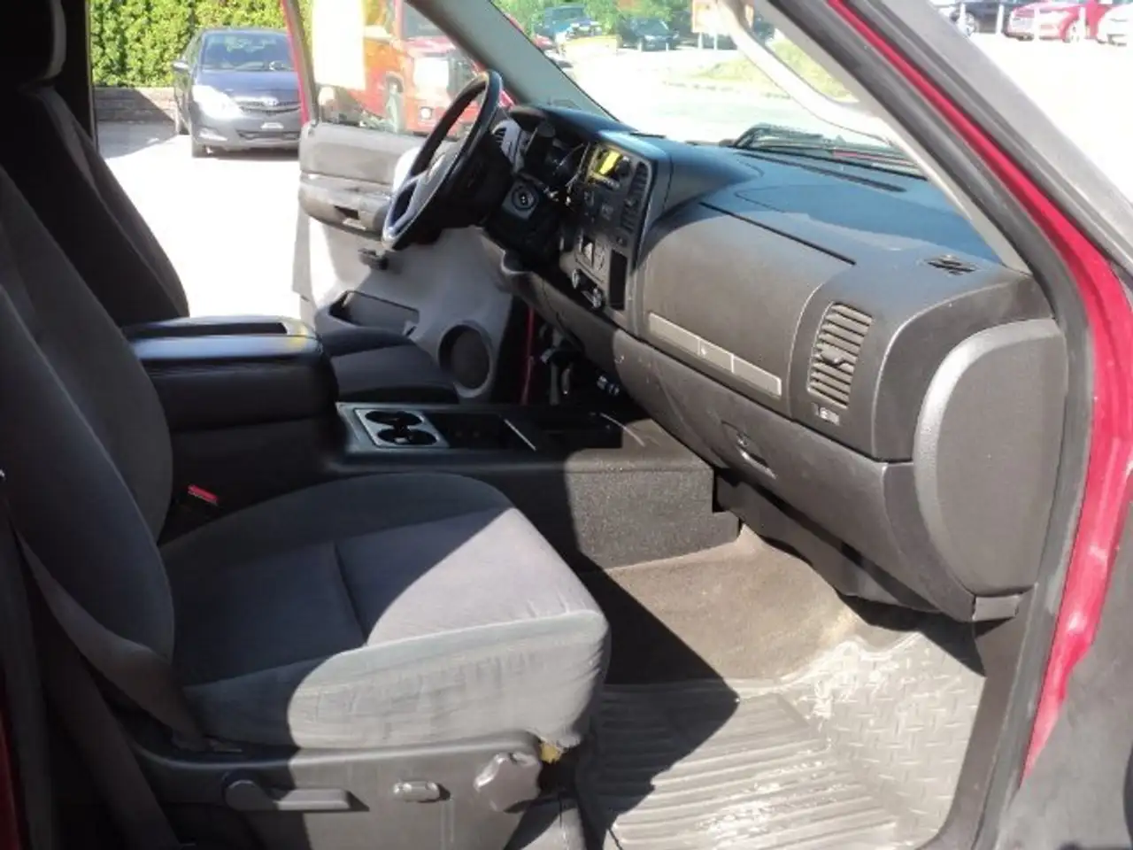 Chevrolet Silverado 1500 снимка Chevrolet Silverado 1500