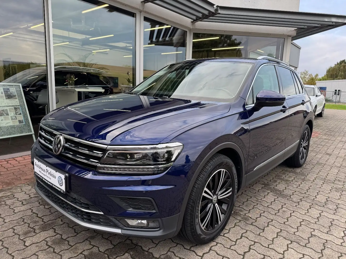 Volkswagen Tiguan 1.5 TSI DSG Highline NAVI AHK Assistenten Blau - 1