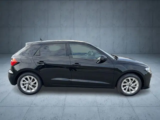 Audi A1 view 6