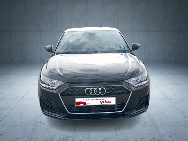 Audi A1 view 8