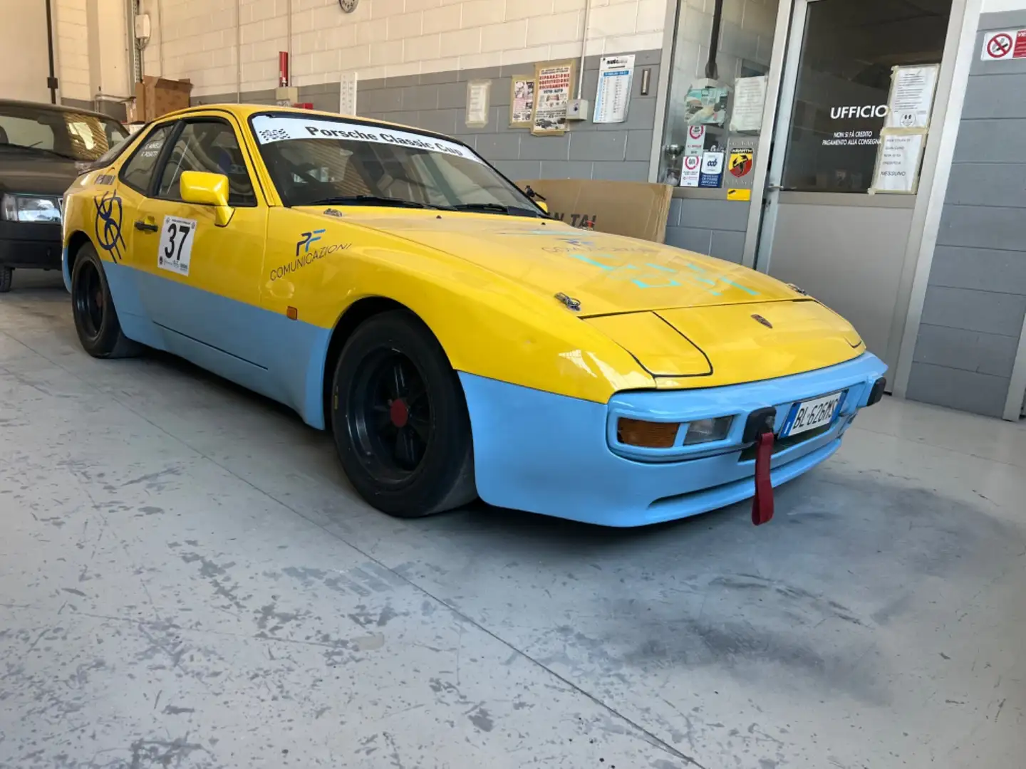 Porsche 944 racing csai Amarillo - 2