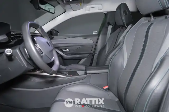 Peugeot 308 view 8