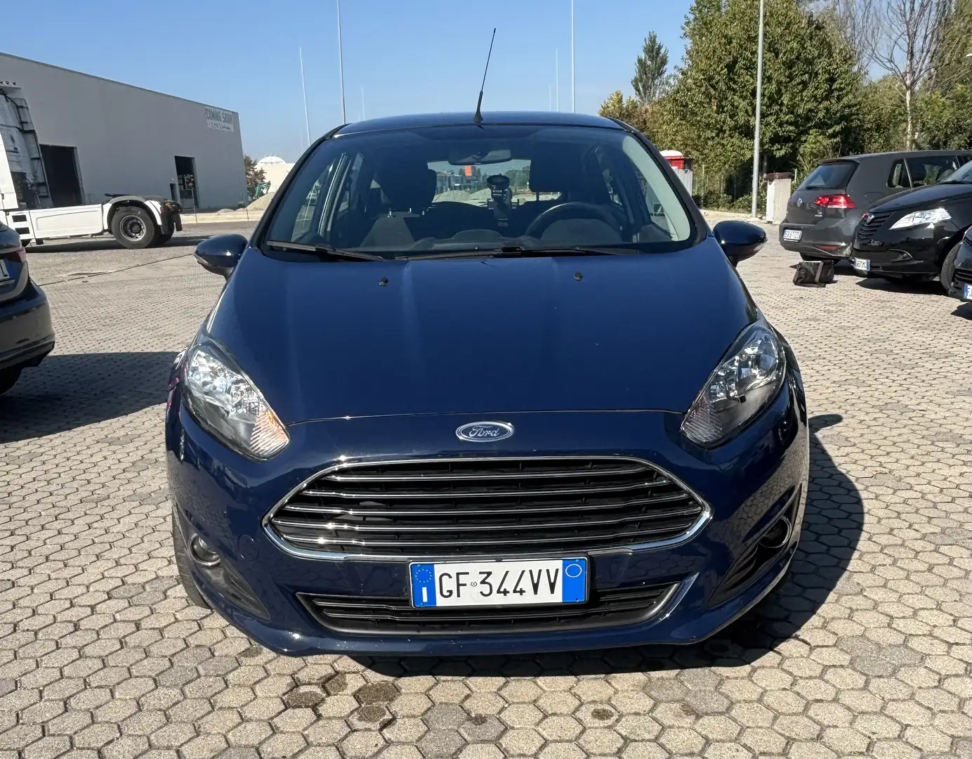 Ford Fiesta 5p 1.4 16v Titanium Business Gpl - 2