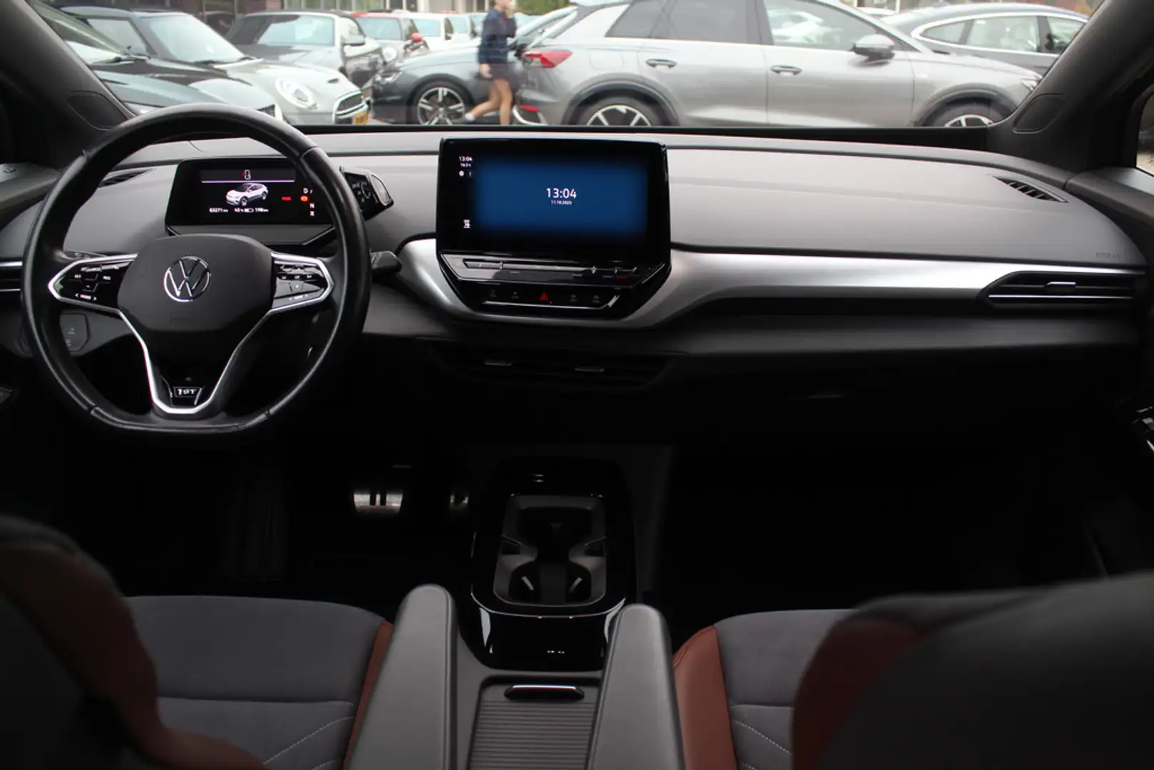 Volkswagen ID.4 First 77 kWh / Camera / Apple CarPlay / DAB / 20'' Gris - 2