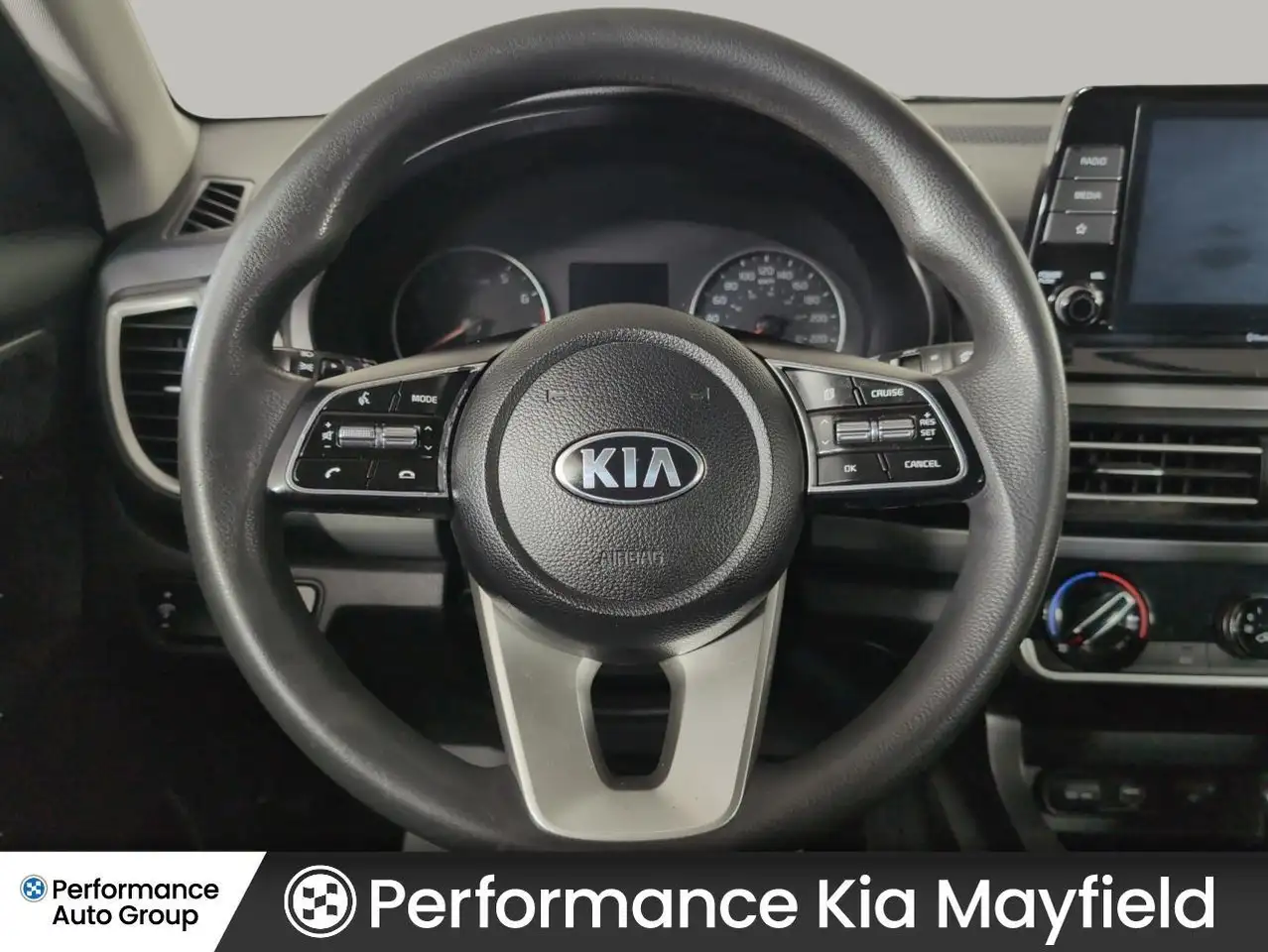 Kia Seltos photo Kia Seltos