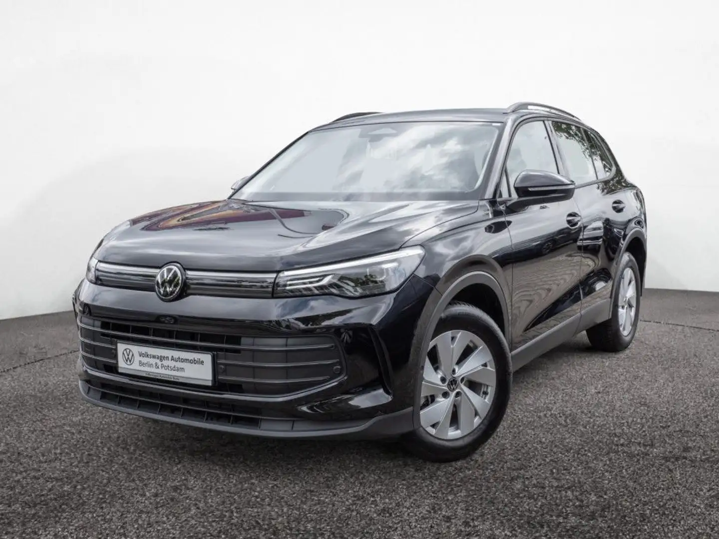 Volkswagen Tiguan 1.5 eTSI DSG Navi R-Kam AHK LED SHZ PDC Schwarz - 2