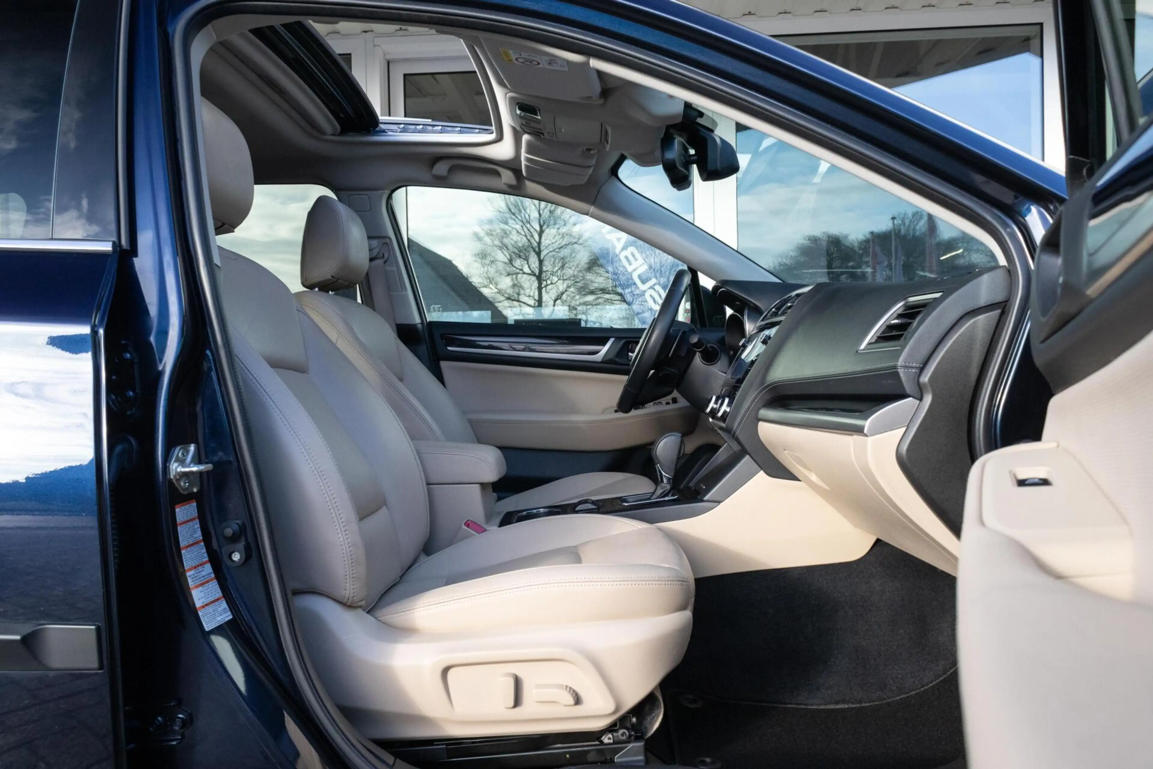 Subaru OUTBACK 2.5 CVT Premium | Eyesight | Navigatie | Trekhaak — photo 11