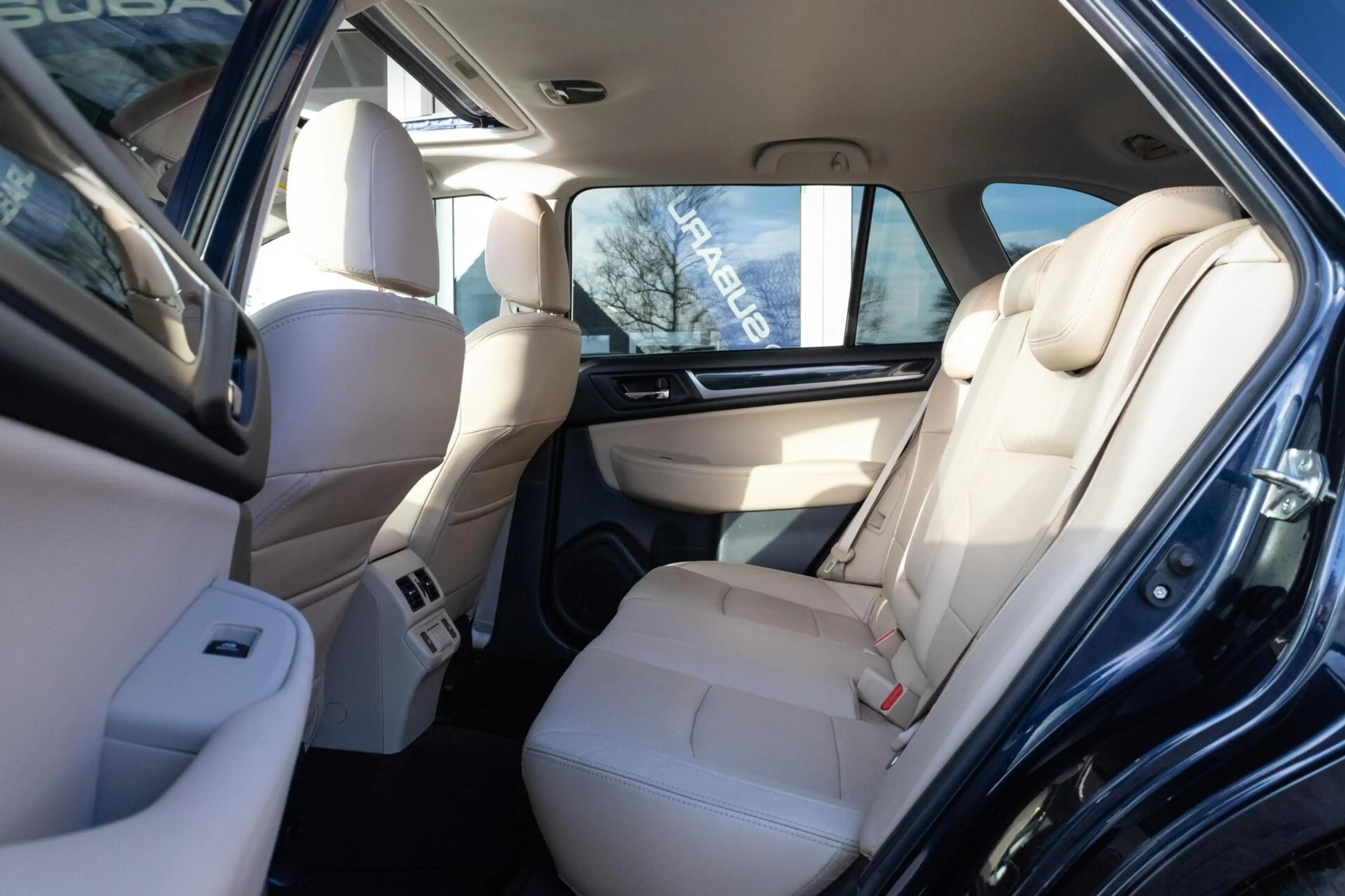 Subaru OUTBACK 2.5 CVT Premium | Eyesight | Navigatie | Trekhaak — photo 12