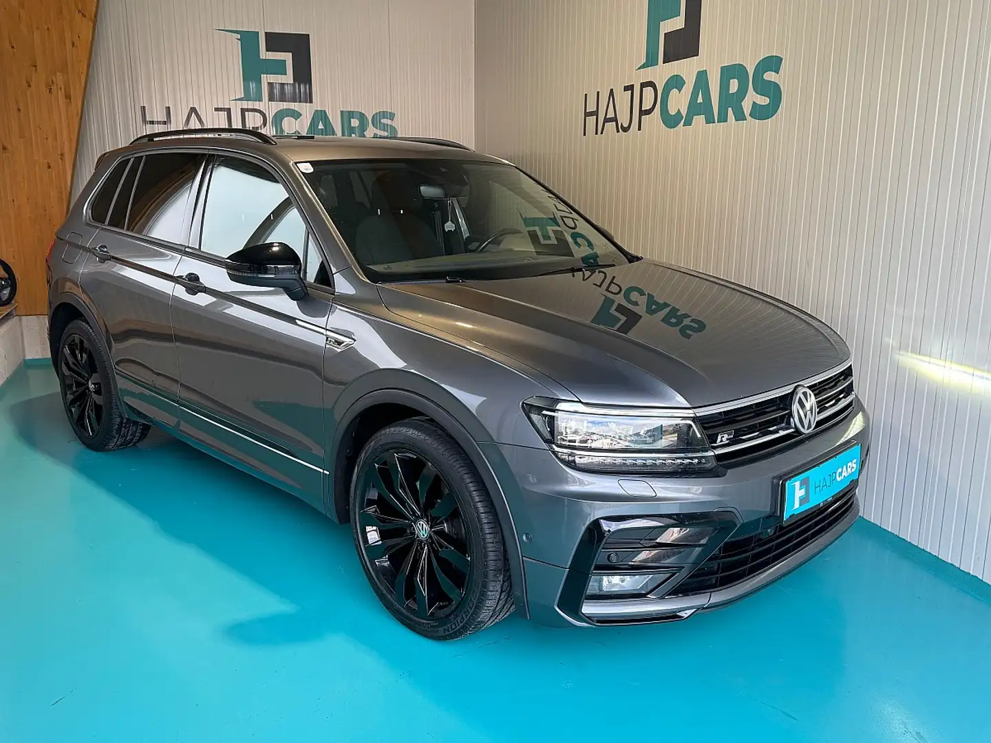 Volkswagen Tiguan 2,0 TDI / VERKAUFT!!! Grau - 2