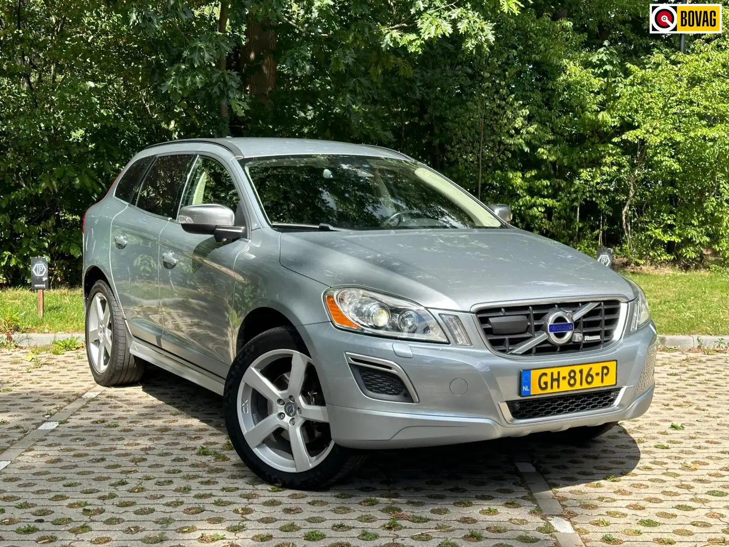 Volvo XC60 2.0 T5 Summum Gris - 1