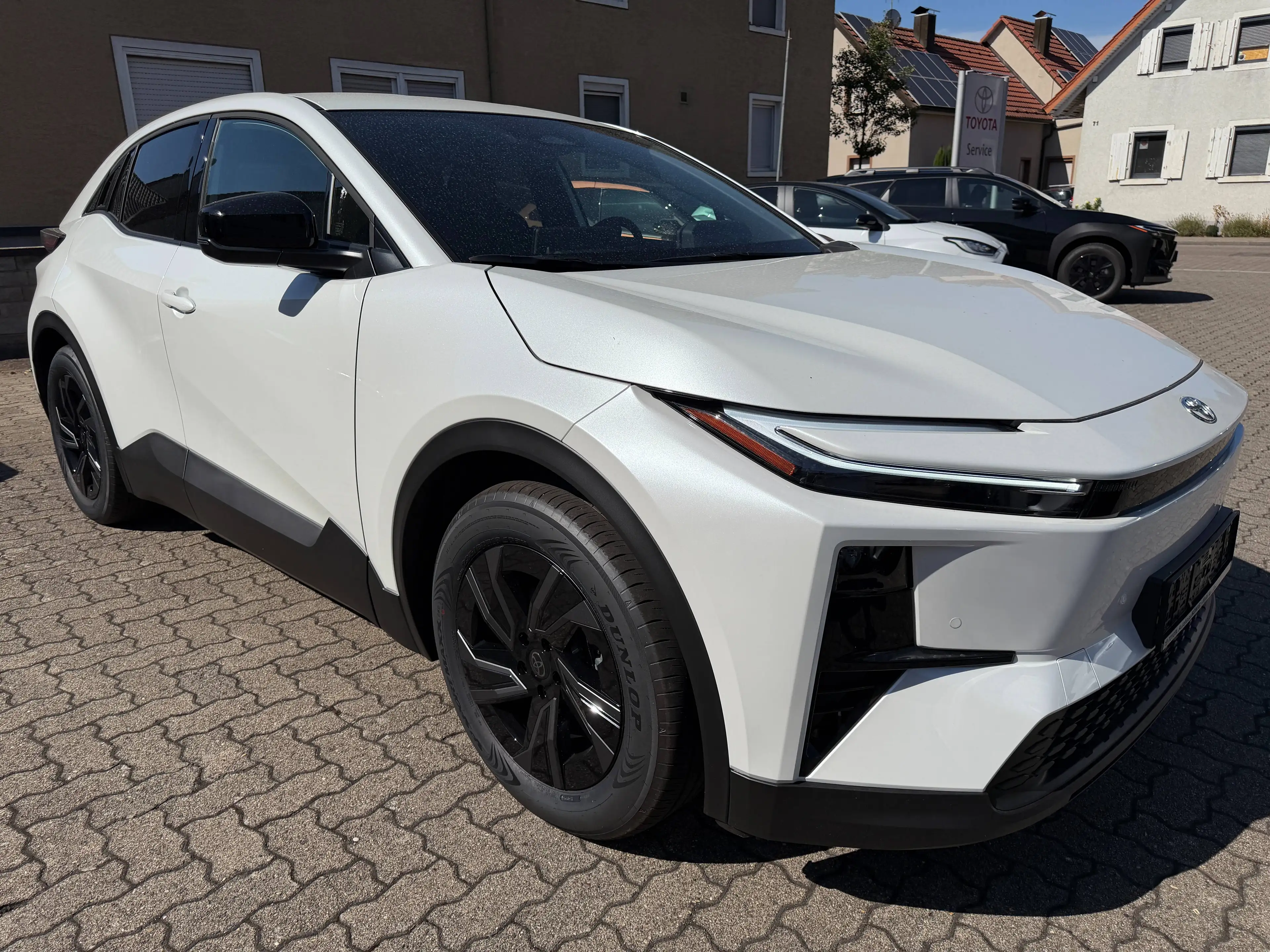 Toyota C-HR+ 165 kW Teamplayer — photo 8
