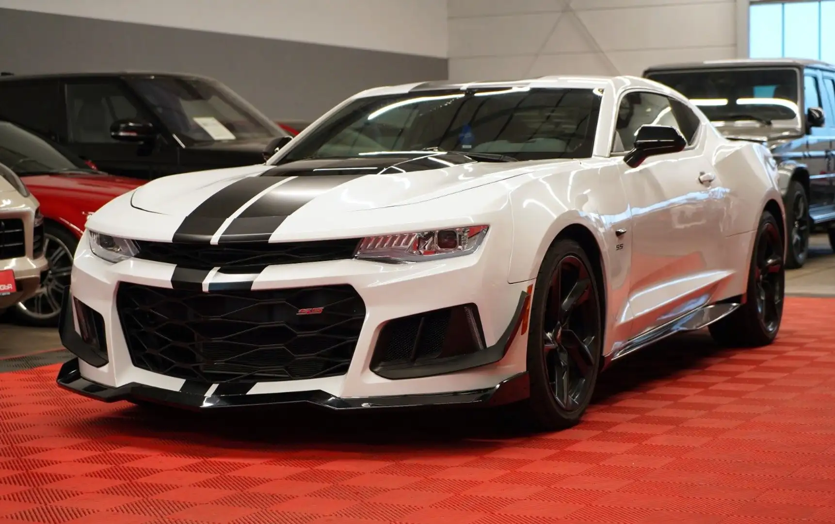 Chevrolet Camaro SS 6.2 Keyless-Go*Apple-Carplay*Wi-Fi* Weiß - 1