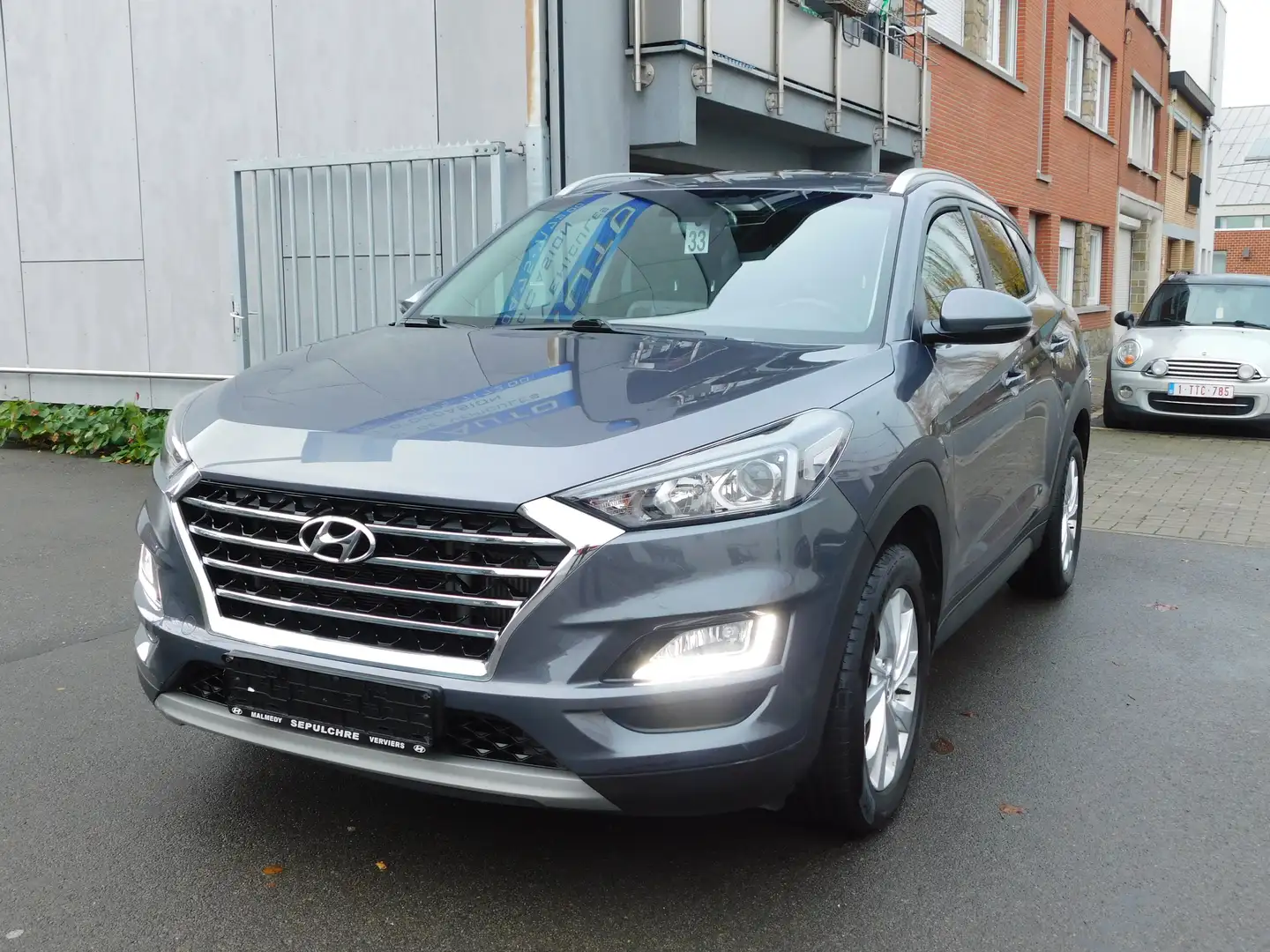 Hyundai TUCSON 1.6 CRDi+BOÎTE AUTO+CAMERA+SIEGES CHAUFFANTS Grey - 1
