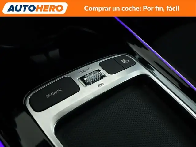 Mercedes-Benz GLB view 27
