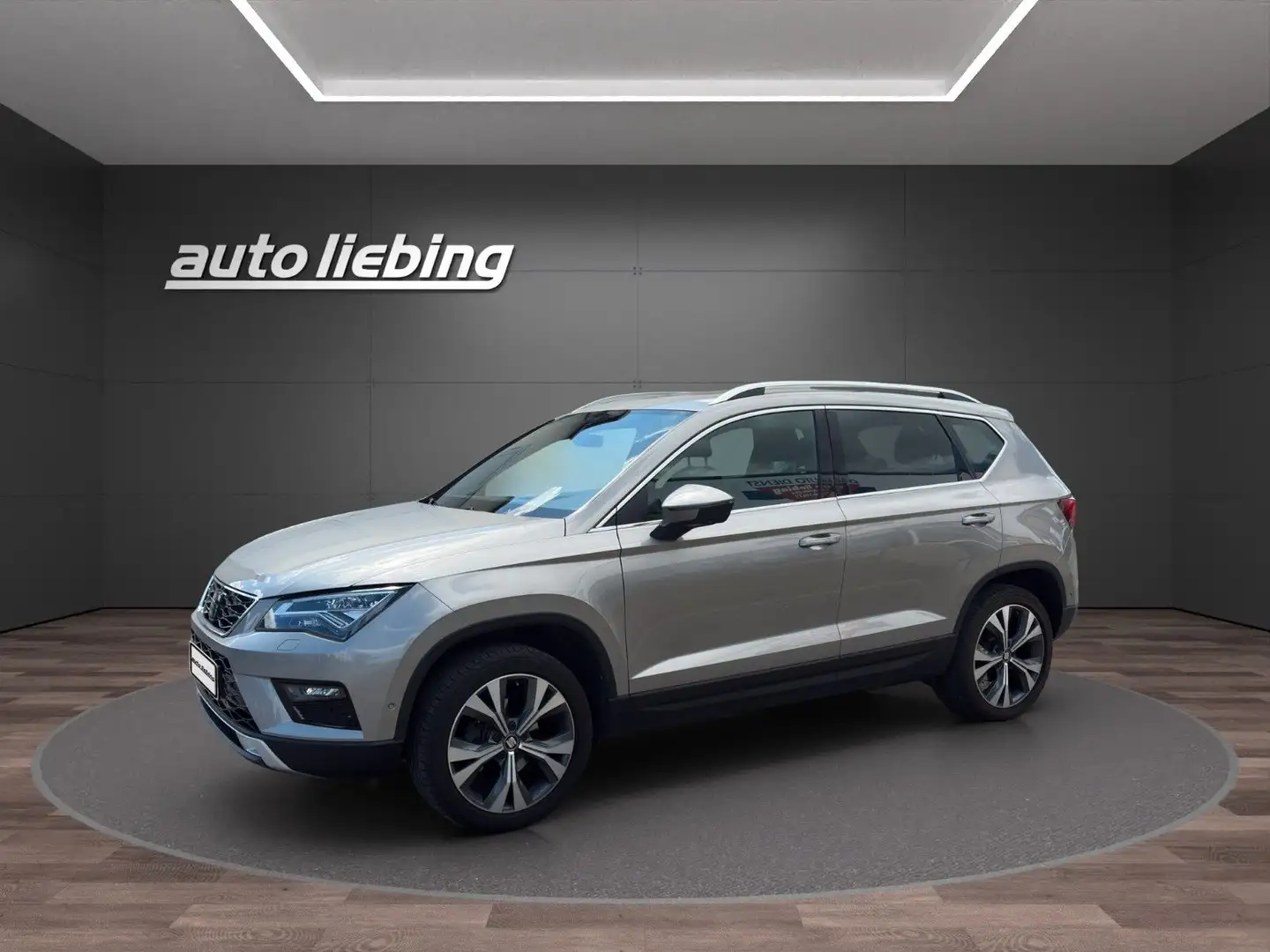 SEAT Ateca Xcellence *4WD*Schiebed.*360 Grad*8-fach Beige - 2
