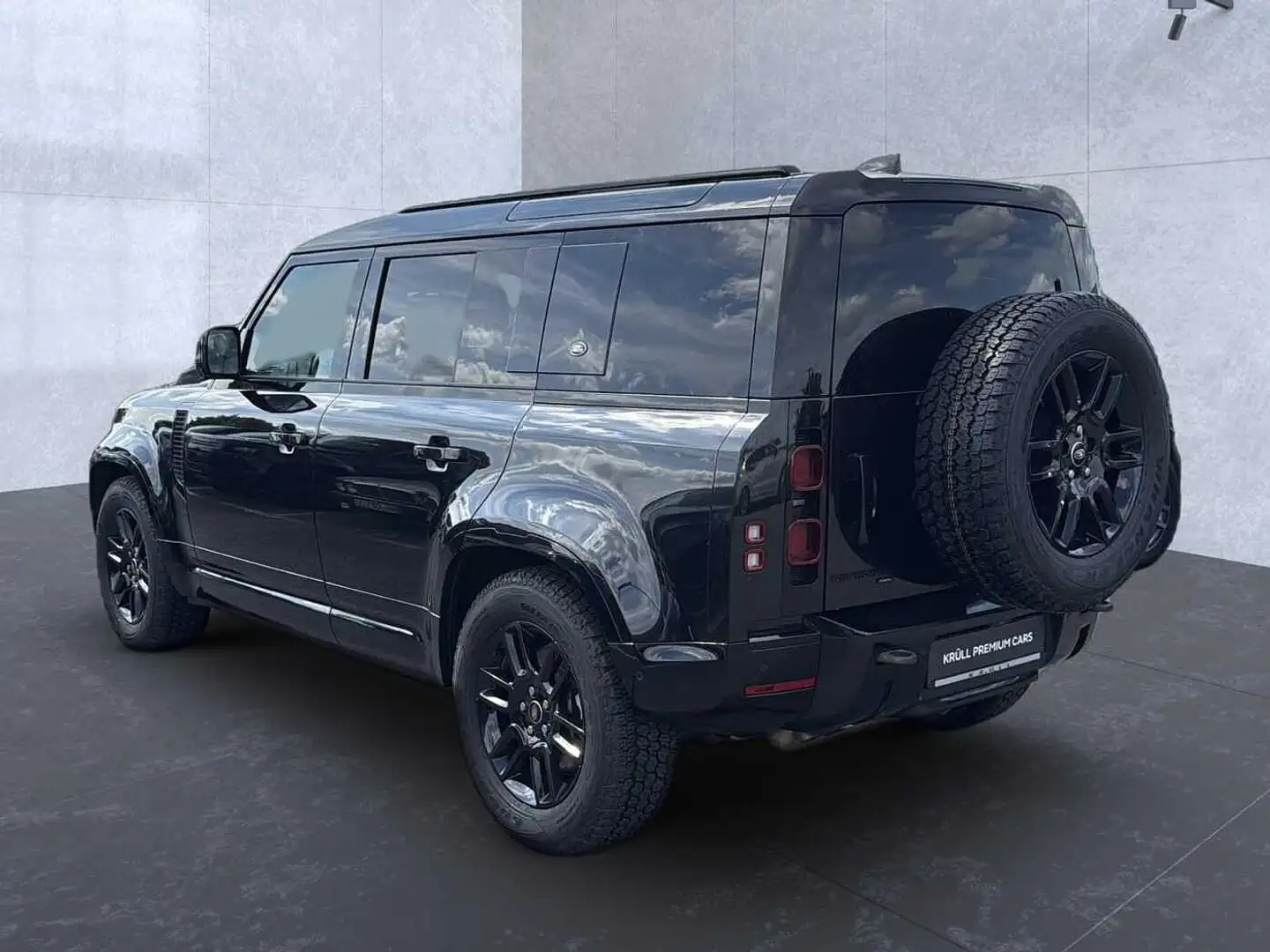 Land Rover Defender D300 110 X-Dyn SE BlackPack|Pano|AHK Schwarz - 2