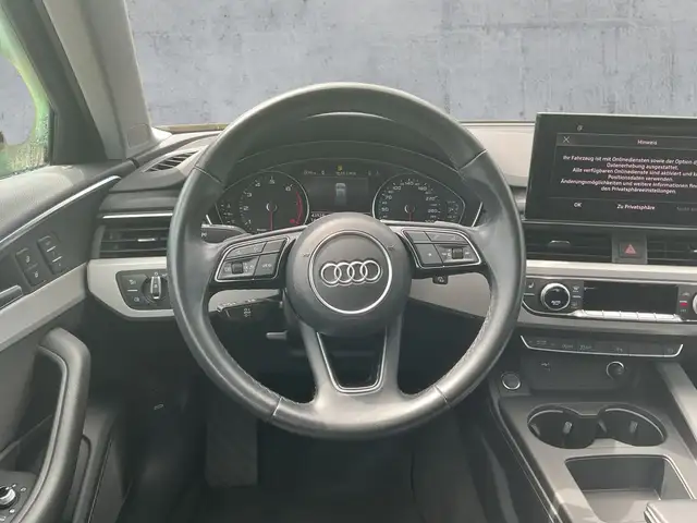 Audi A4 view 10