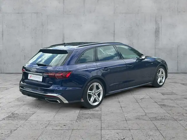 Audi A4 view 6