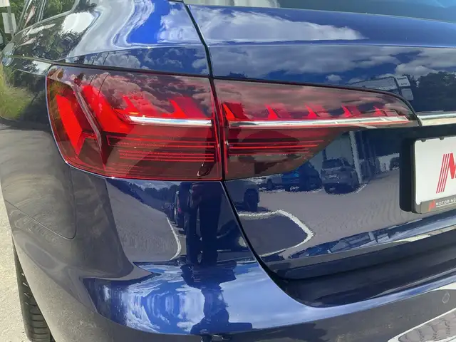 Audi A4 view 17