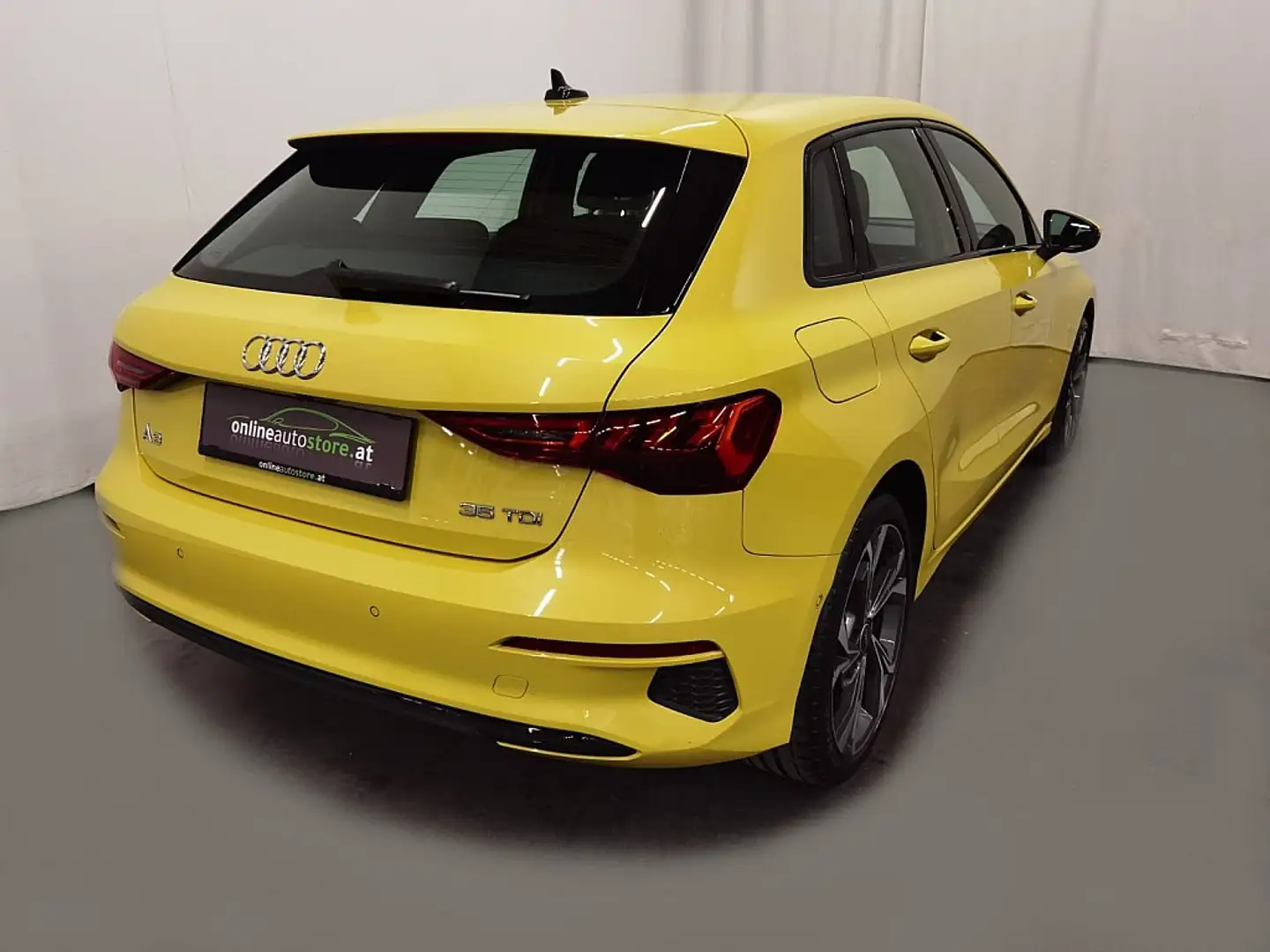 Audi A3 SB 35 TDI S-tronic, HUD, vir.C., LED, AHV, Jaune - 2