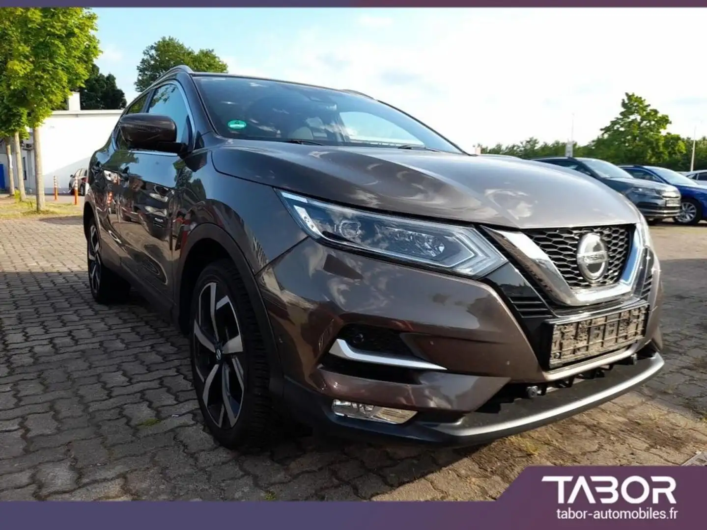 Nissan Qashqai 1.3 DIG-T 160 DCT Tekna cuir GPS - 2