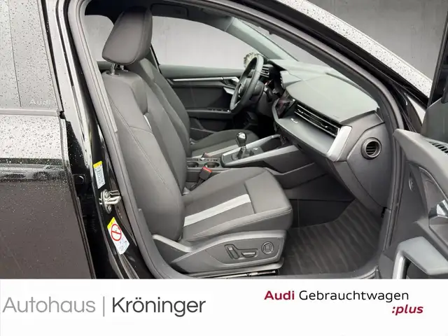 Audi A3 view 9