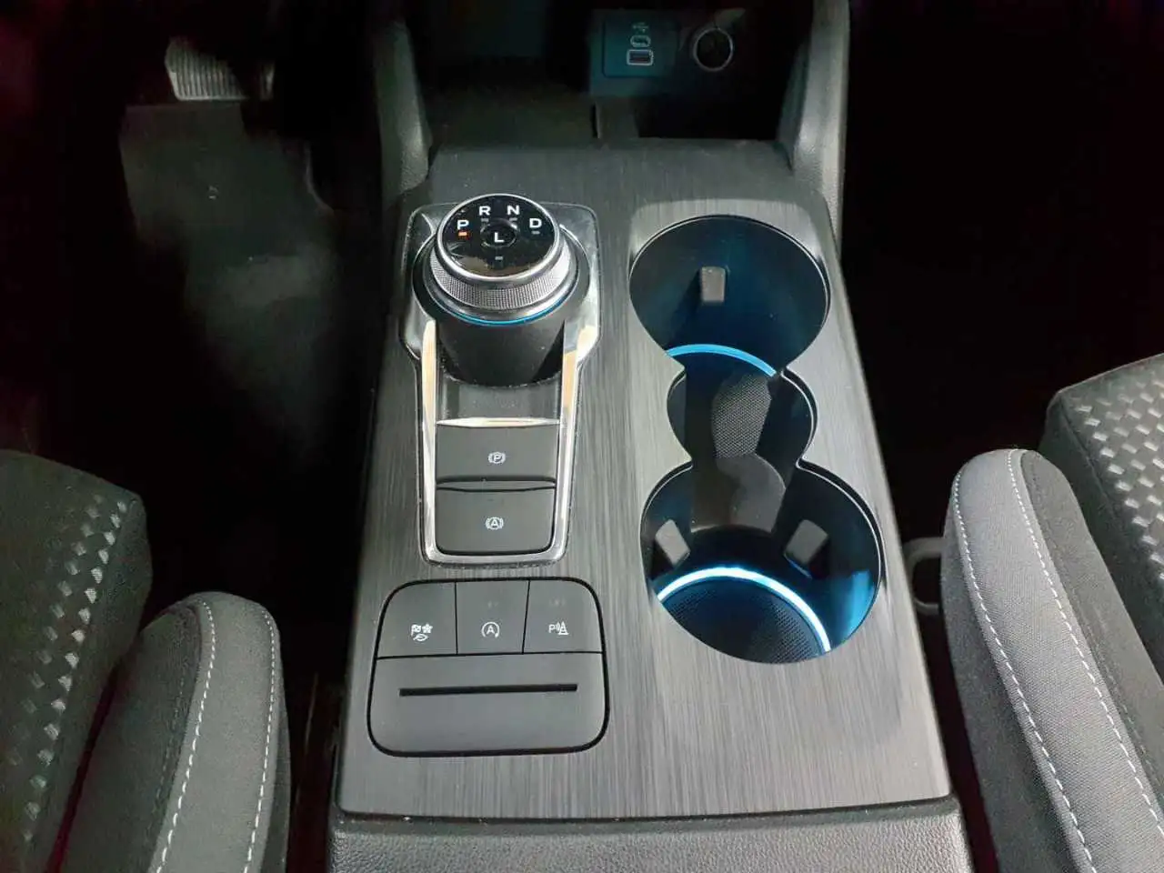Ford Focus Turnier 1.5 EB Aut. COOL&CONNECT, миниатюра 10