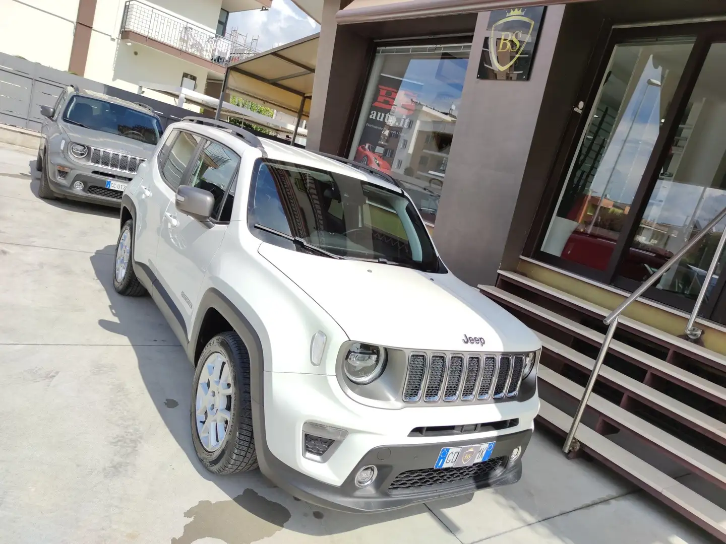 Jeep Renegade 1.6 mjt Limited 2wd 120cv ddct Bianco - 1